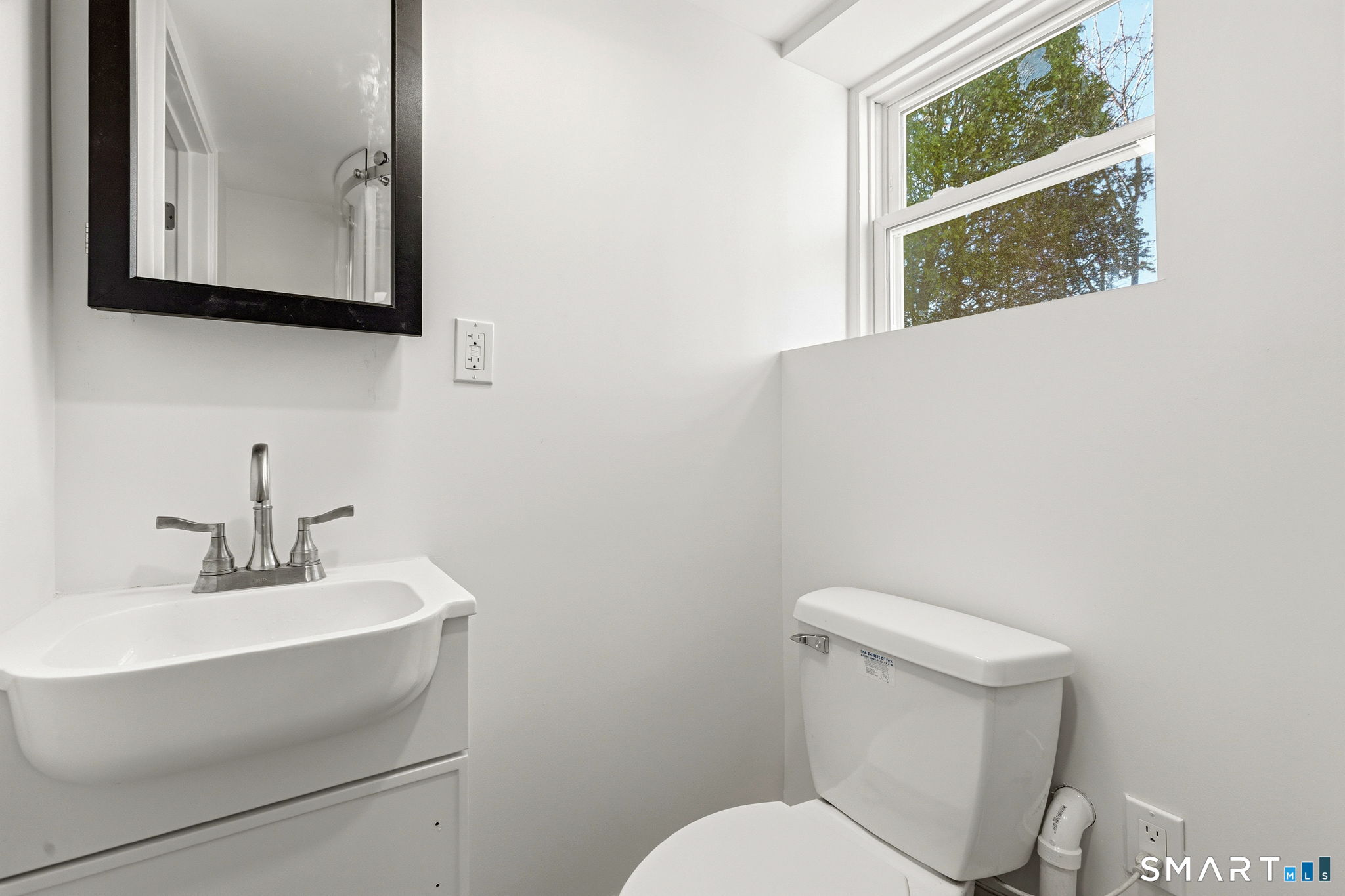 240 Placid, Stratford, 06615, 2 Bedrooms Bedrooms, 0 ,1 BathroomBathrooms,Single Family For Sale,For Sale,Placid,0,24169716
