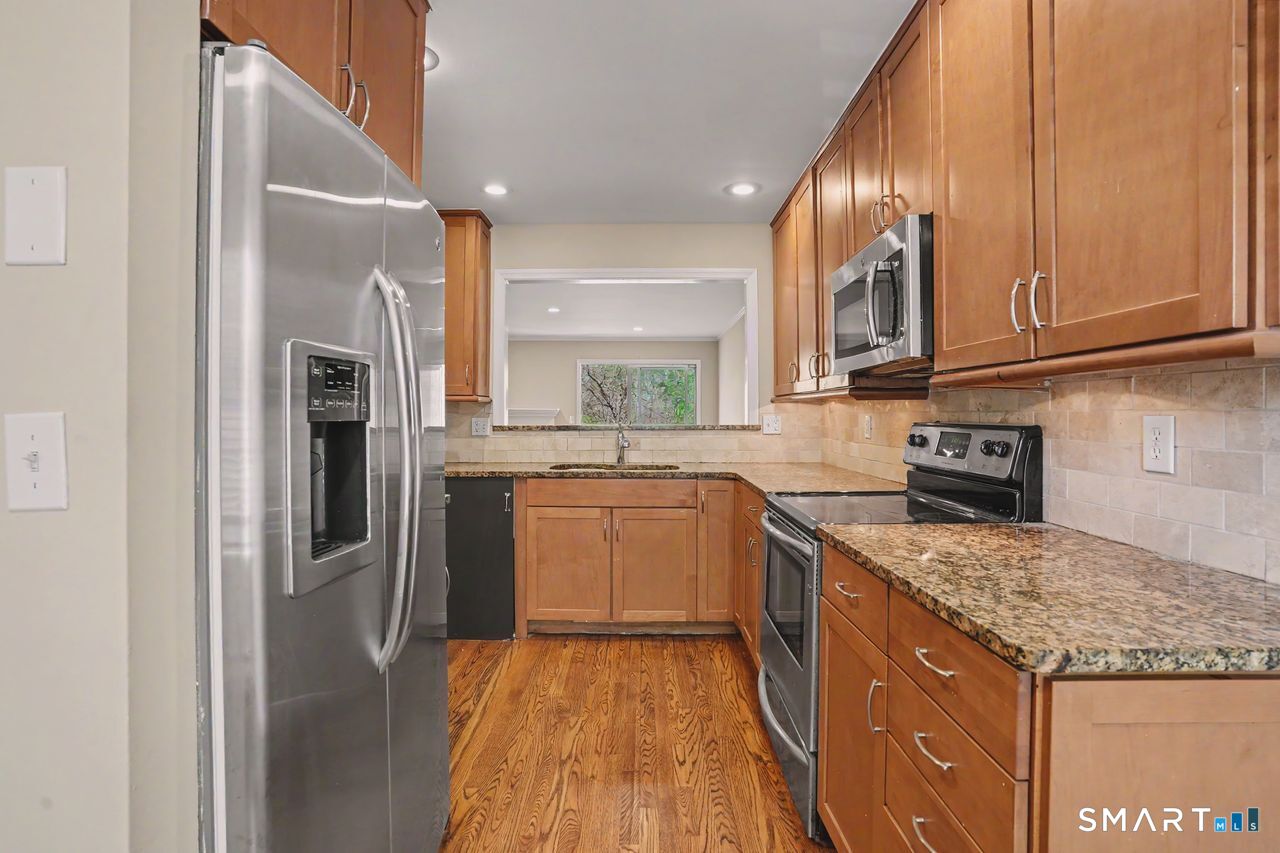 Photo 3 of 20 Pembroke Road, Danbury, CT