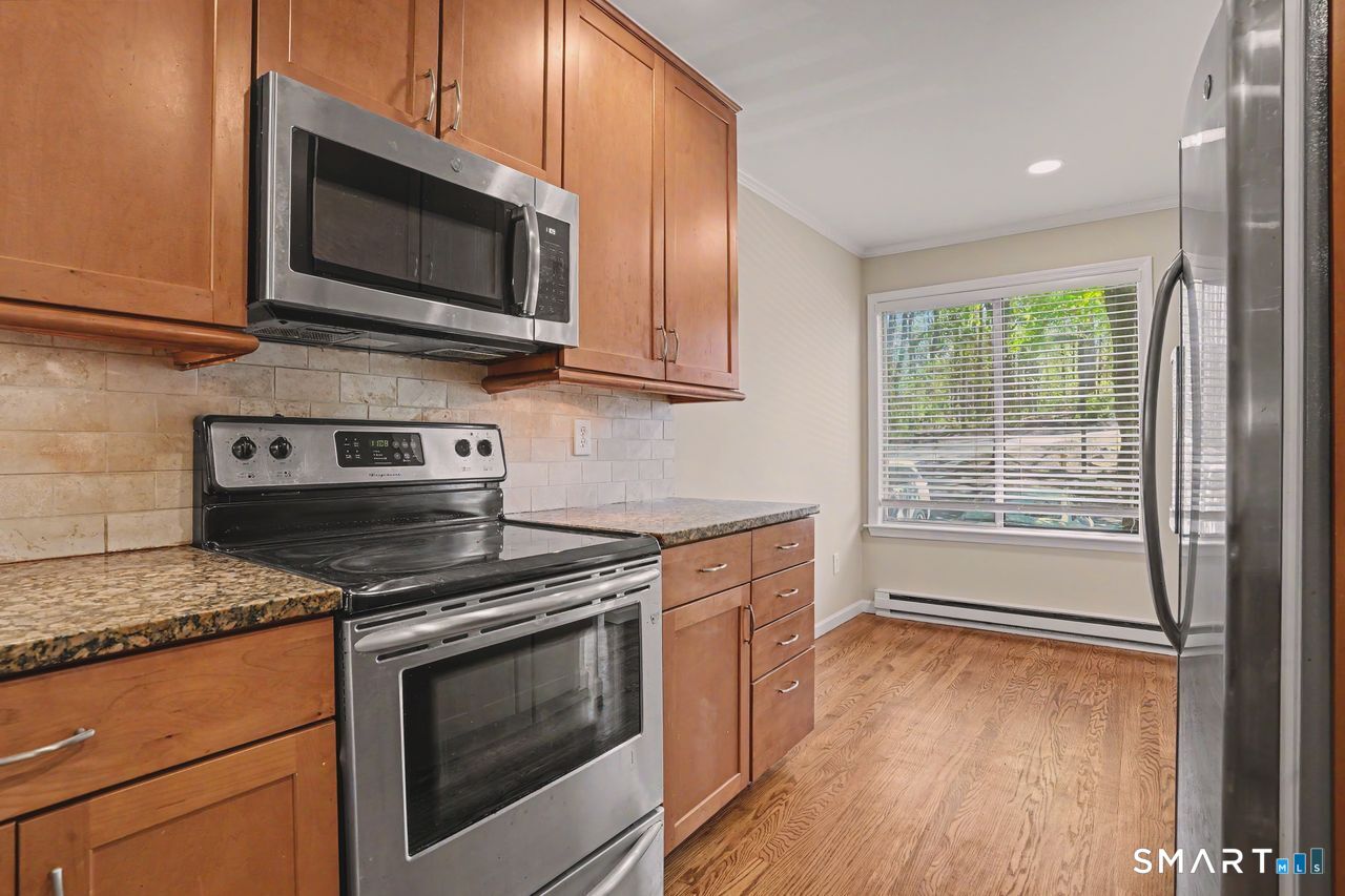 Photo 4 of 20 Pembroke Road, Danbury, CT