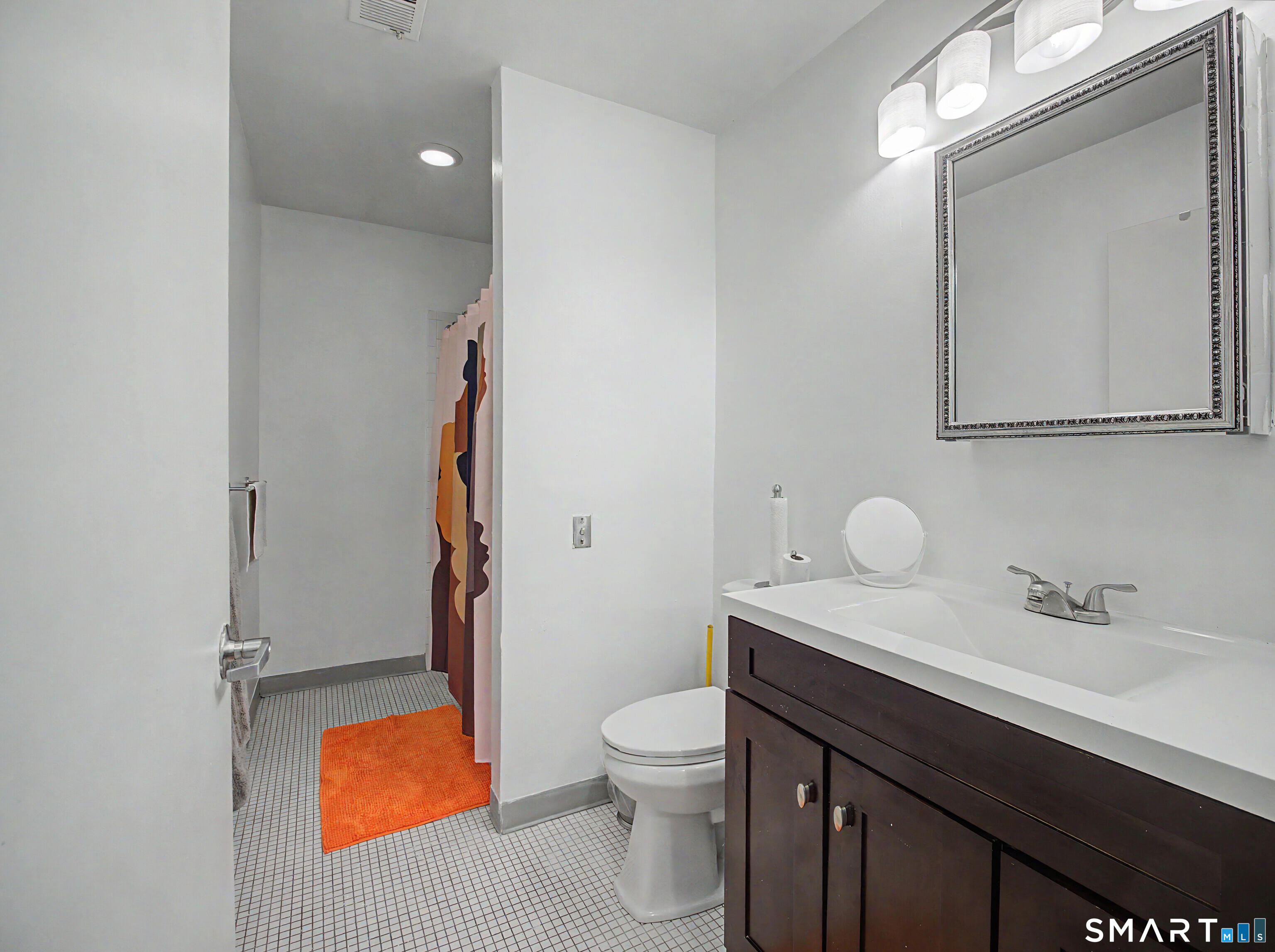 130 Winchester, New Haven, 06511, 2 Bedrooms Bedrooms, 0 ,1 BathroomBathrooms,Condo/co-op For Sale,For Sale,Winchester,0,24170887