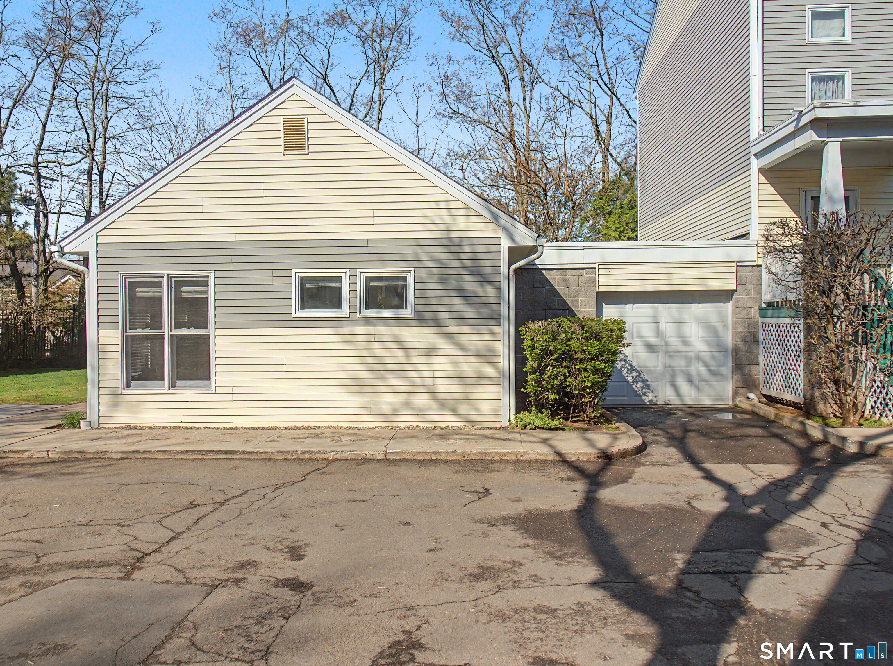 130 Winchester, New Haven, 06511, 2 Bedrooms Bedrooms, 0 ,1 BathroomBathrooms,Condo/co-op For Sale,For Sale,Winchester,0,24170887