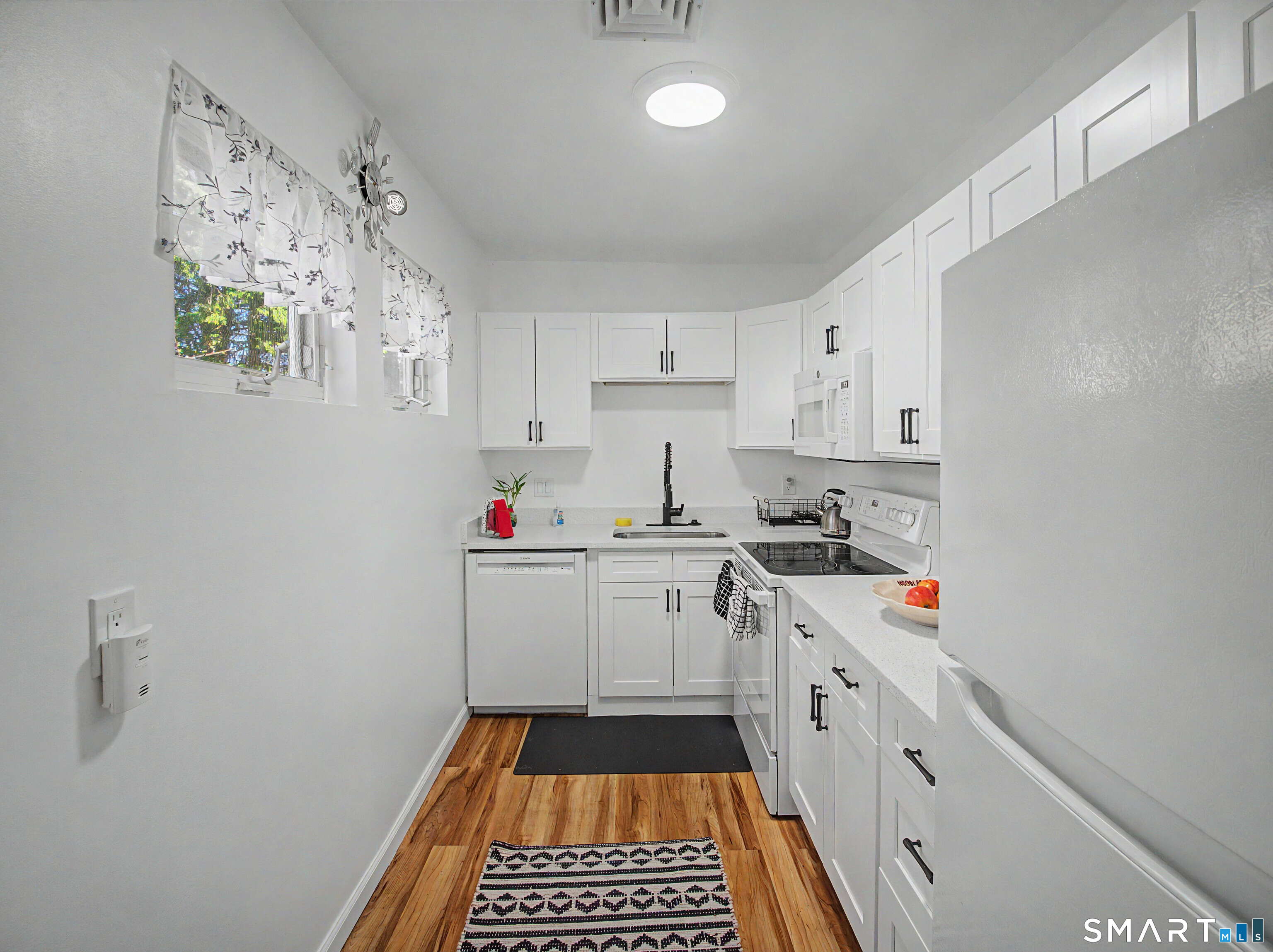 130 Winchester, New Haven, 06511, 2 Bedrooms Bedrooms, 0 ,1 BathroomBathrooms,Condo/co-op For Sale,For Sale,Winchester,0,24170887