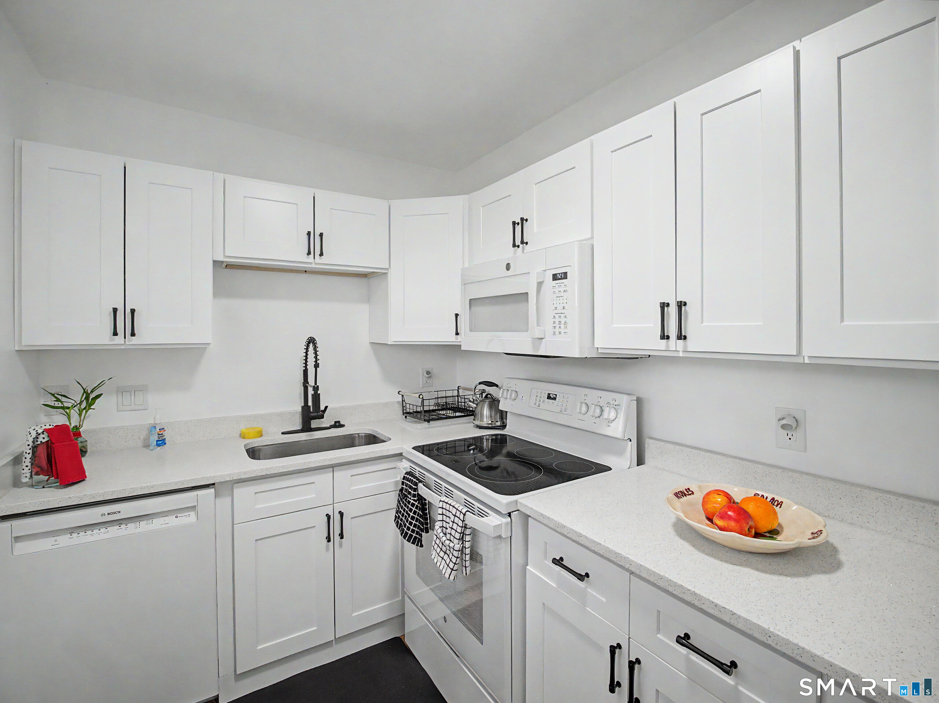 130 Winchester, New Haven, 06511, 2 Bedrooms Bedrooms, 0 ,1 BathroomBathrooms,Condo/co-op For Sale,For Sale,Winchester,0,24170887