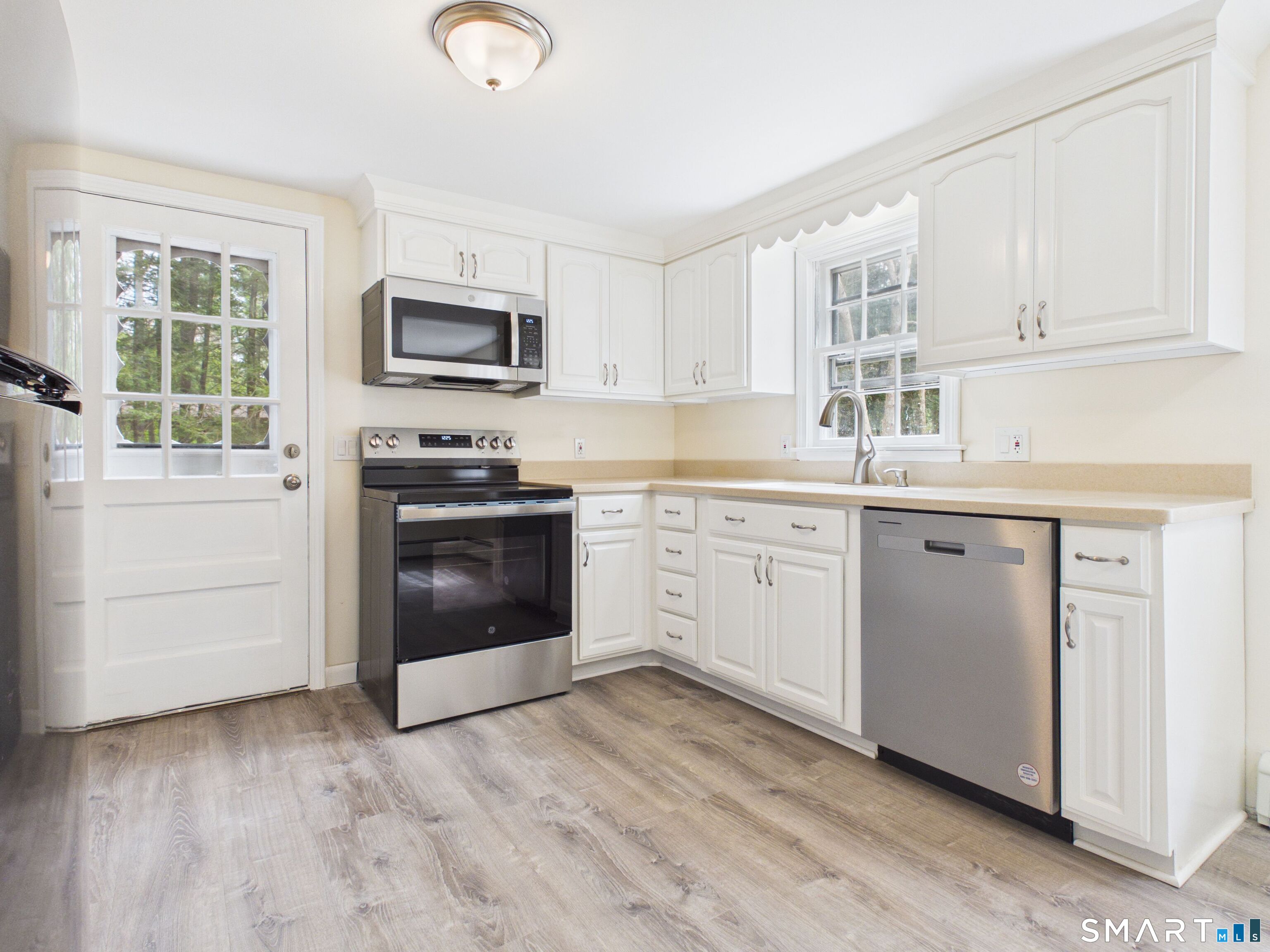 6502 Flat River, Coventry RI, 02827, 3 Bedrooms Bedrooms, 0 ,2 BathroomsBathrooms,Single Family For Sale,For Sale,Flat River,0,24171047