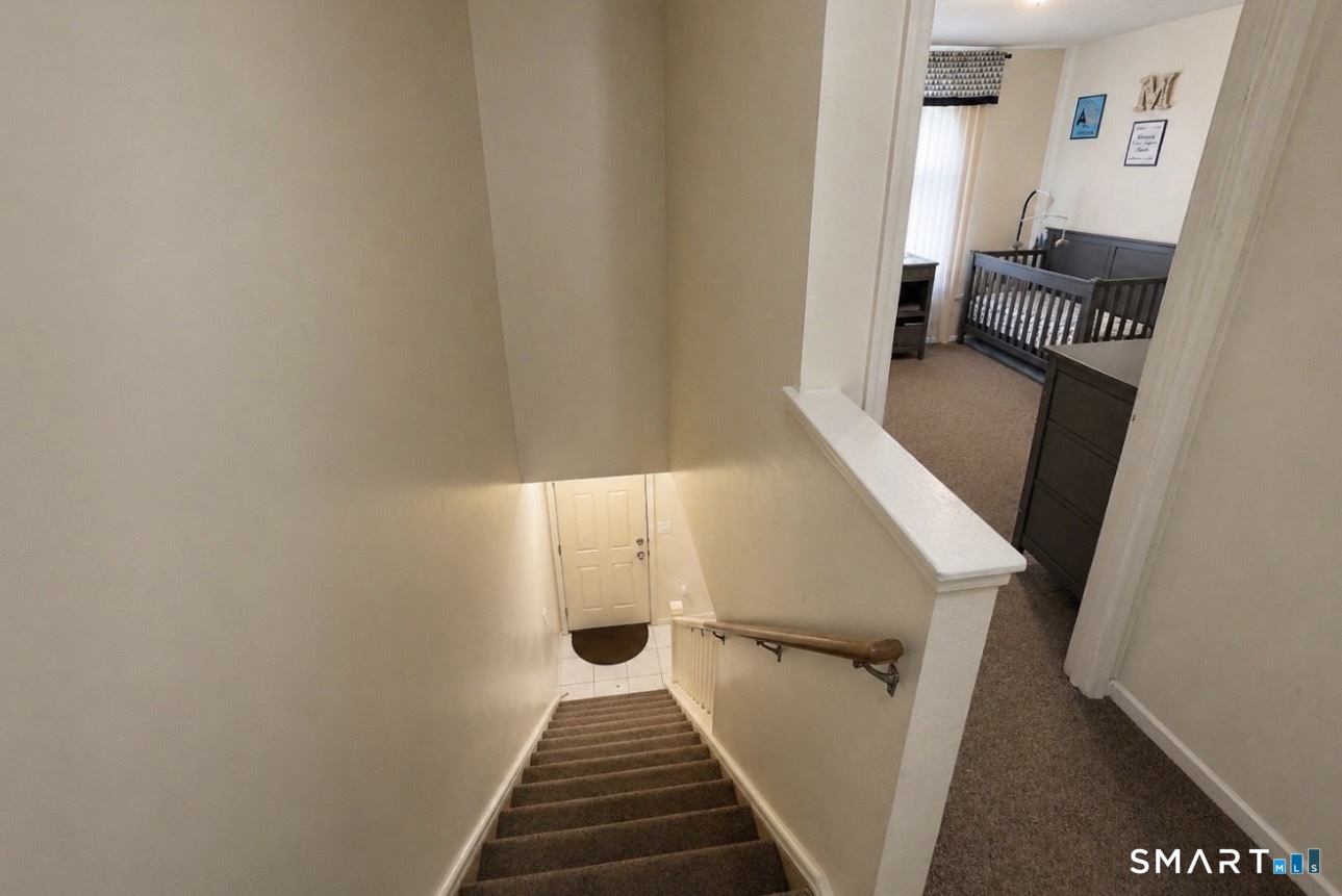 975 Meriden, Waterbury, 06705, 2 Bedrooms Bedrooms, 0 ,1 BathroomBathrooms,Condo/co-op For Sale,For Sale,Meriden,0,24171125