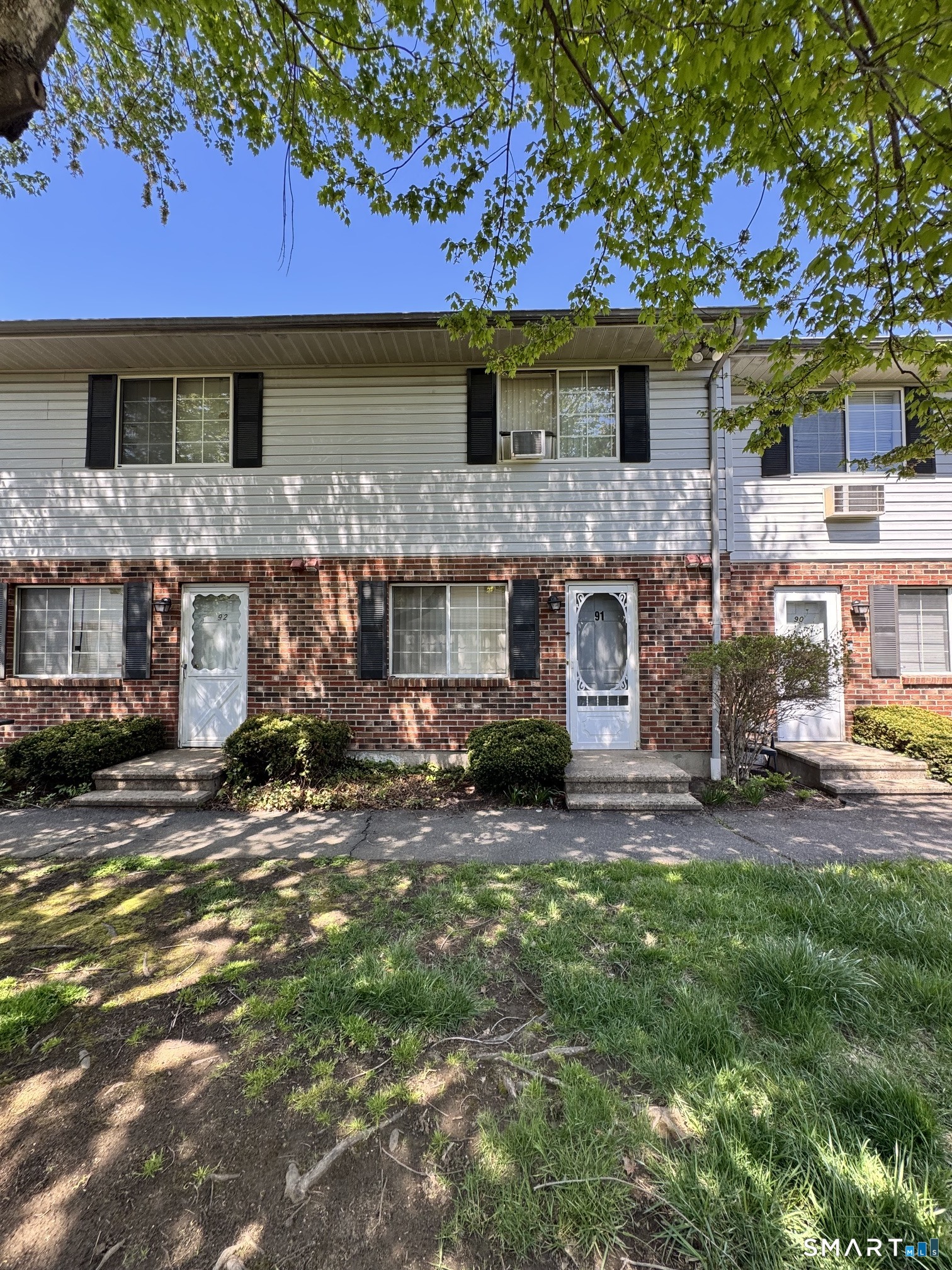 975 Meriden, Waterbury, 06705, 2 Bedrooms Bedrooms, 0 ,1 BathroomBathrooms,Condo/co-op For Sale,For Sale,Meriden,0,24171125