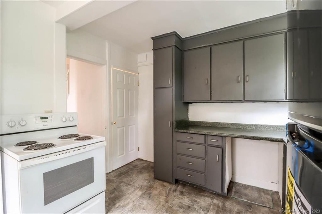 14 Poplar, New Milford, 06776, 4 Bedrooms Bedrooms, 0 ,1 BathroomBathrooms,Residential Rental,For Sale,Poplar,0,24171145