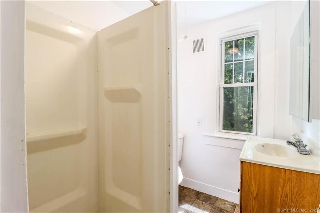 14 Poplar, New Milford, 06776, 4 Bedrooms Bedrooms, 0 ,1 BathroomBathrooms,Residential Rental,For Sale,Poplar,0,24171145
