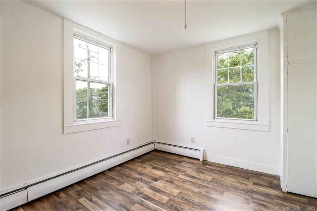 14 Poplar, New Milford, 06776, 4 Bedrooms Bedrooms, 0 ,1 BathroomBathrooms,Residential Rental,For Sale,Poplar,0,24171145