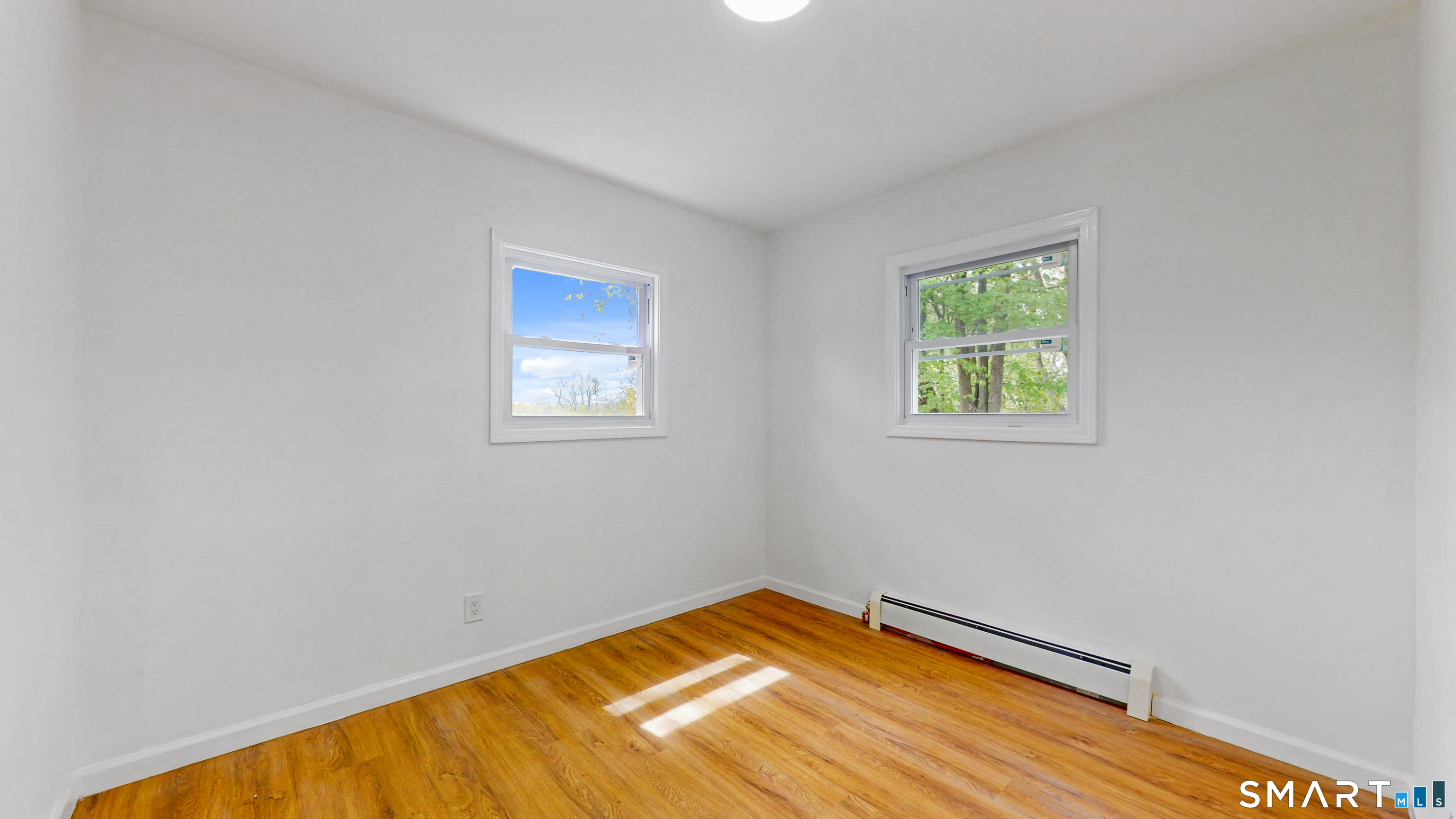 Photo 14 of 52 Glen Haven Road, New Haven, CT