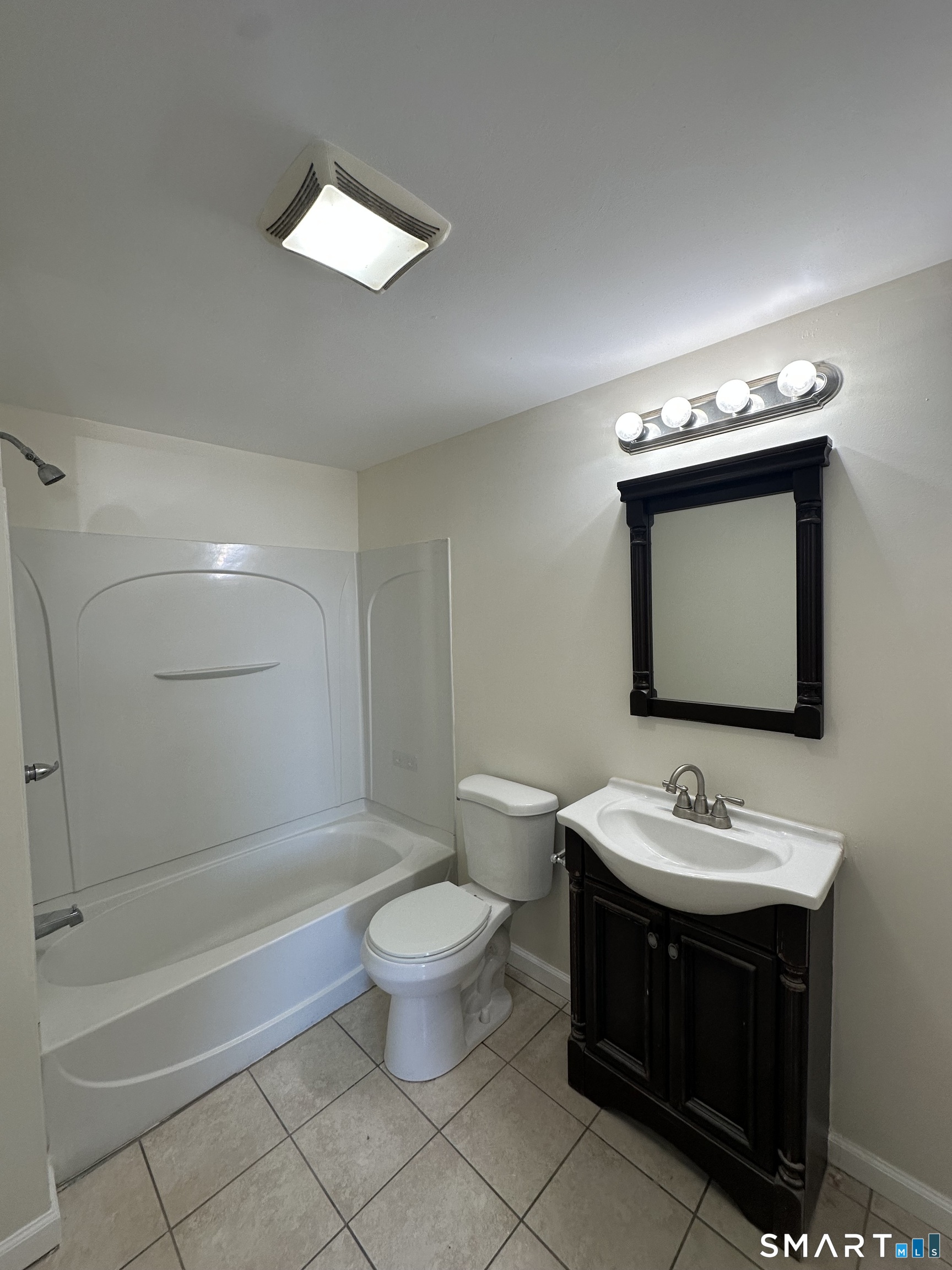 42 Jefferson, New London, 06320, 2 Bedrooms Bedrooms, 0 ,1 BathroomBathrooms,Residential Rental,For Sale,Jefferson,0,24171178