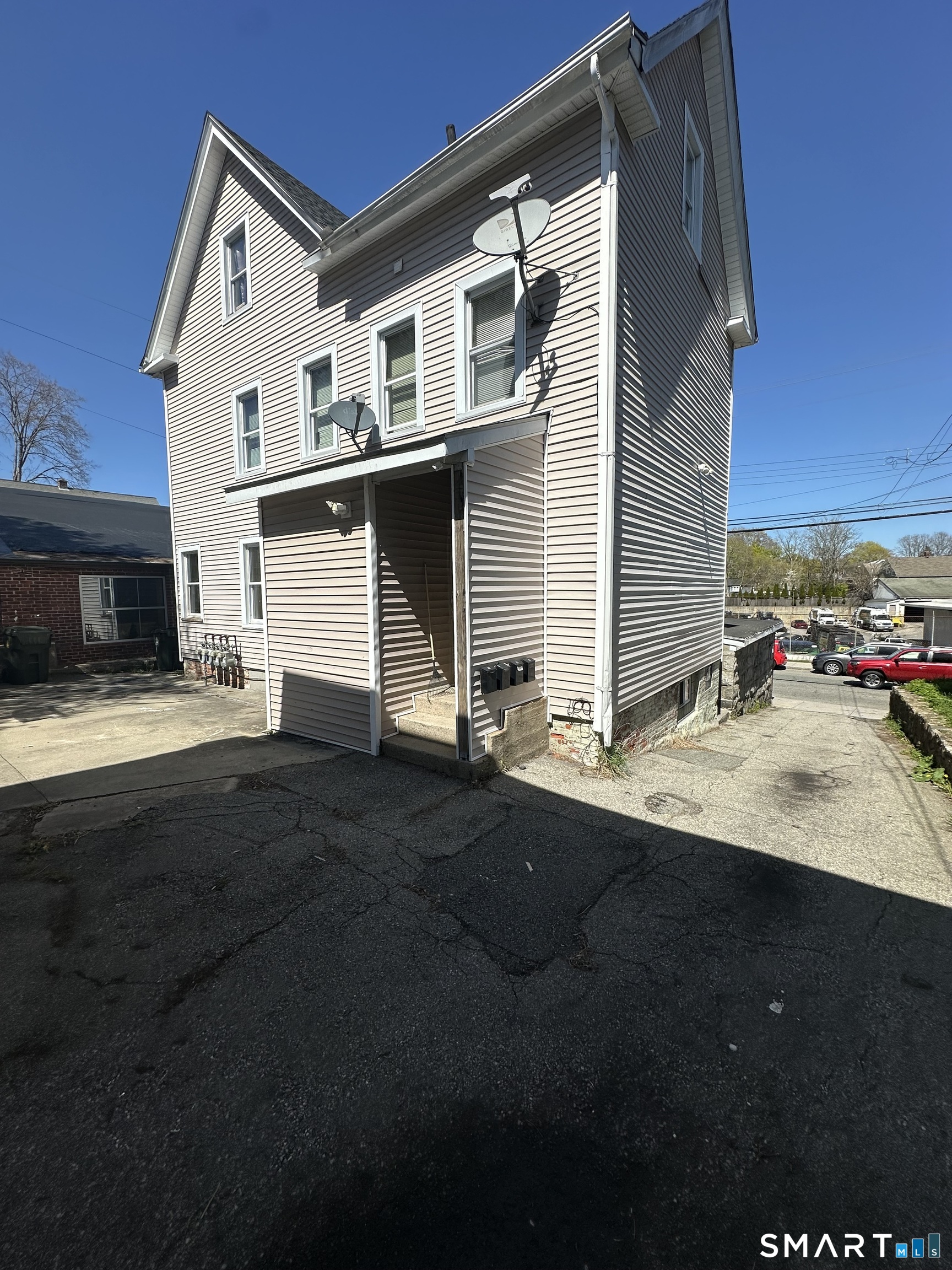 42 Jefferson, New London, 06320, 2 Bedrooms Bedrooms, 0 ,1 BathroomBathrooms,Residential Rental,For Sale,Jefferson,0,24171178