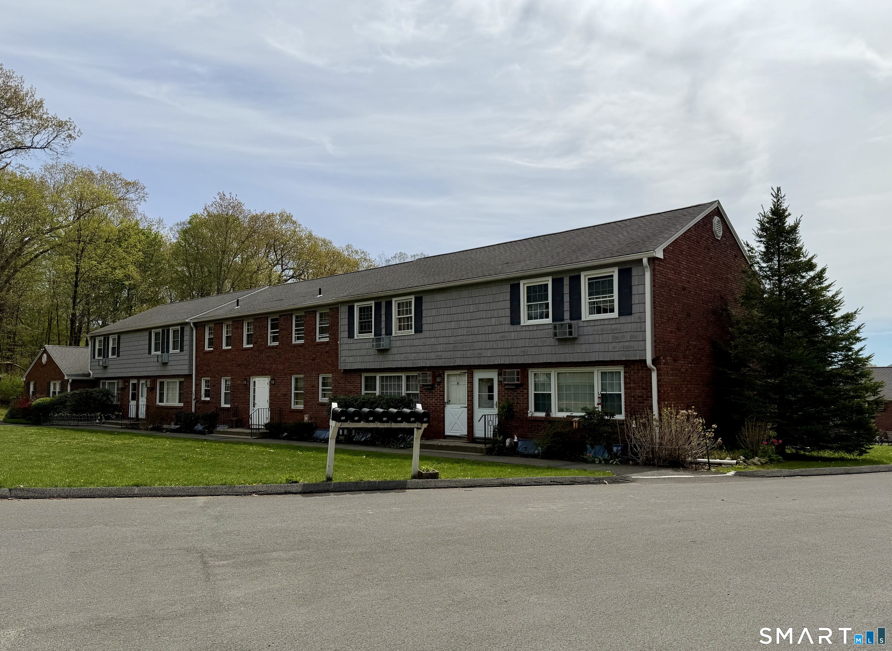 47 Old Farms, New Milford, 06776, 2 Bedrooms Bedrooms, 0 ,1 BathroomBathrooms,Residential Rental,For Sale,Old Farms,0,24170831