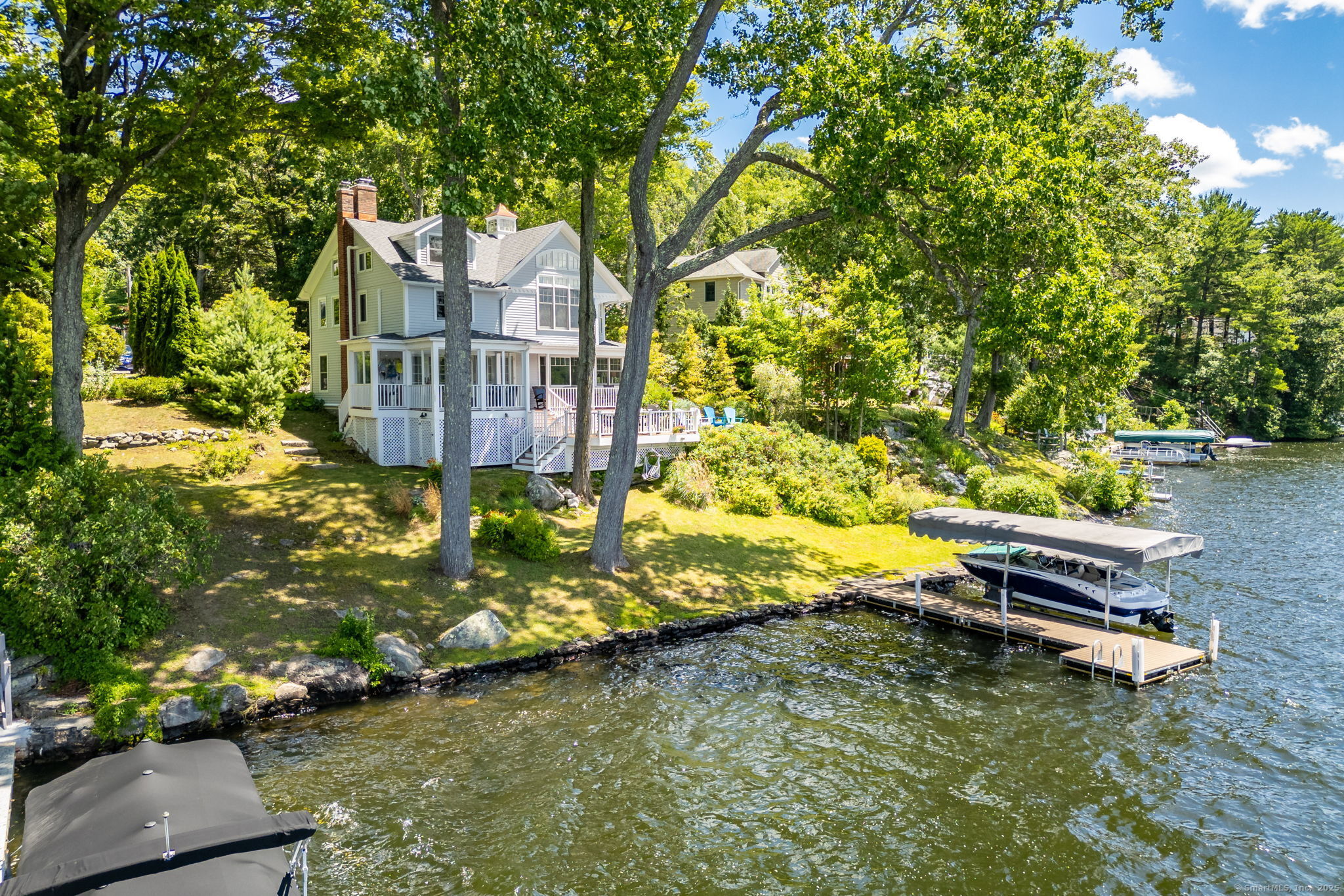 424 Wakefield, Winchester, 06098, 5 Bedrooms Bedrooms, 0 ,2 BathroomsBathrooms,Single Family For Sale,For Sale,Wakefield,0,24171266