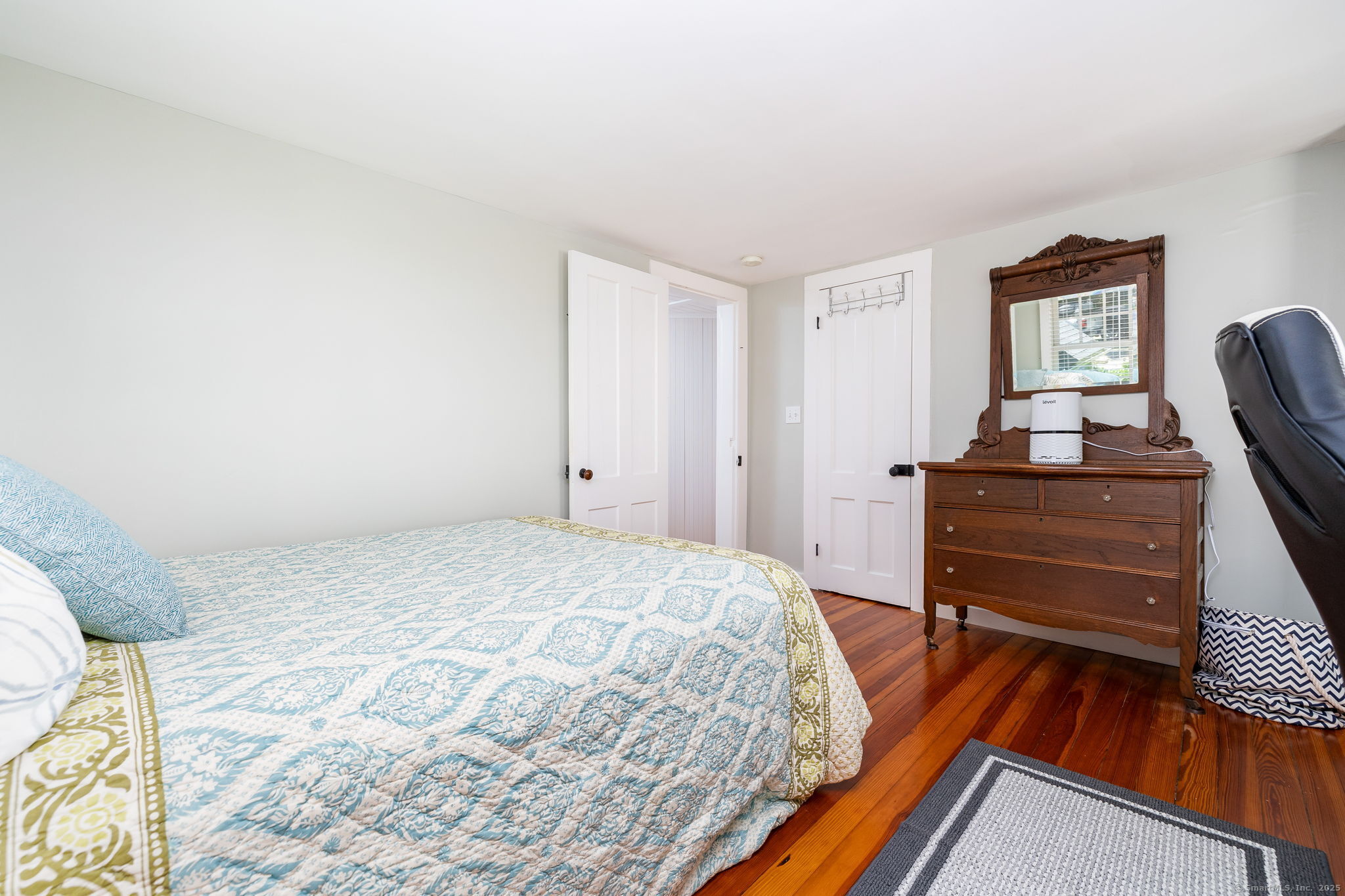 424 Wakefield, Winchester, 06098, 5 Bedrooms Bedrooms, 0 ,2 BathroomsBathrooms,Single Family For Sale,For Sale,Wakefield,0,24171266