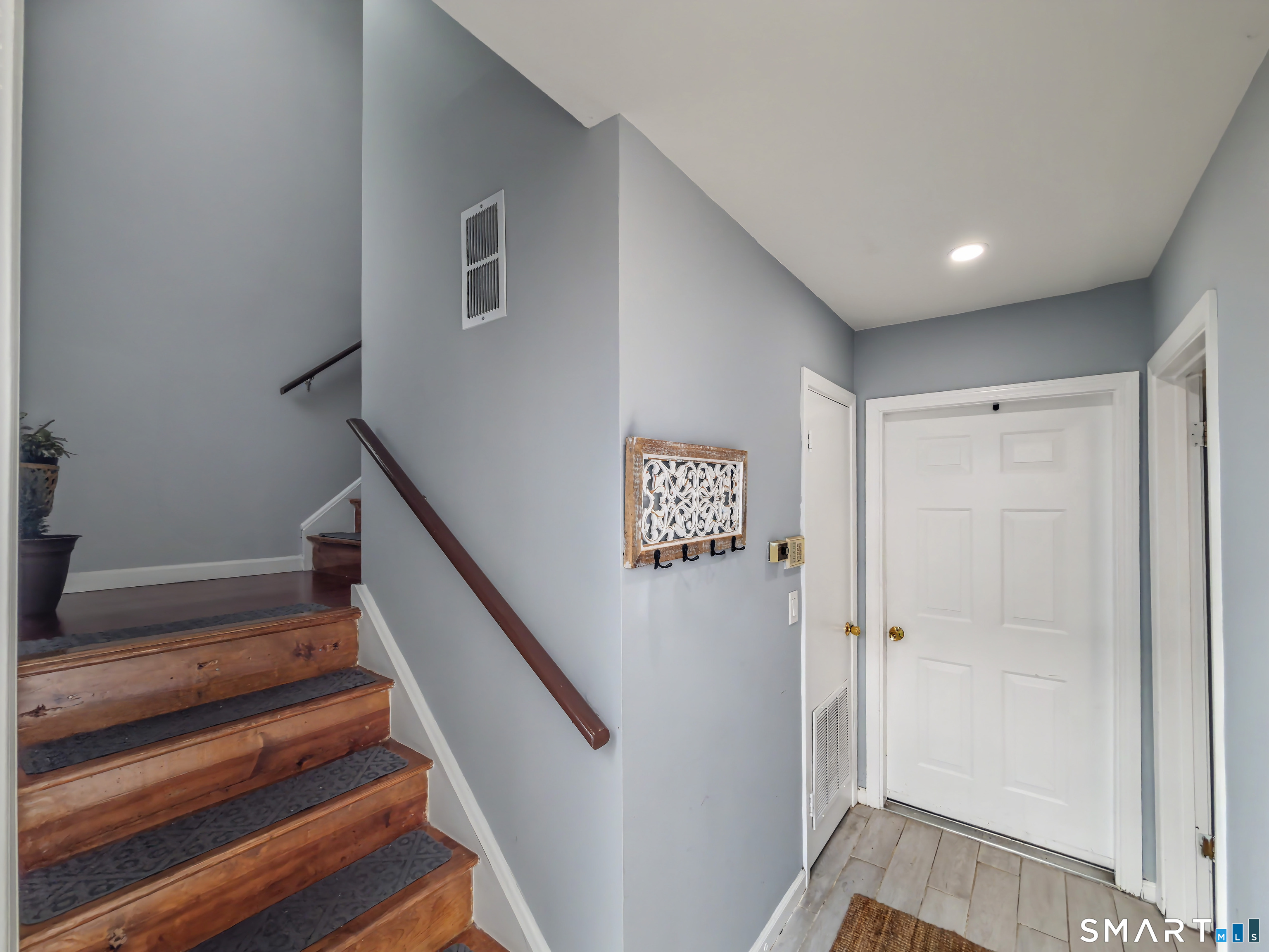 94 Liberty Street, Stamford, Connecticut photo 3