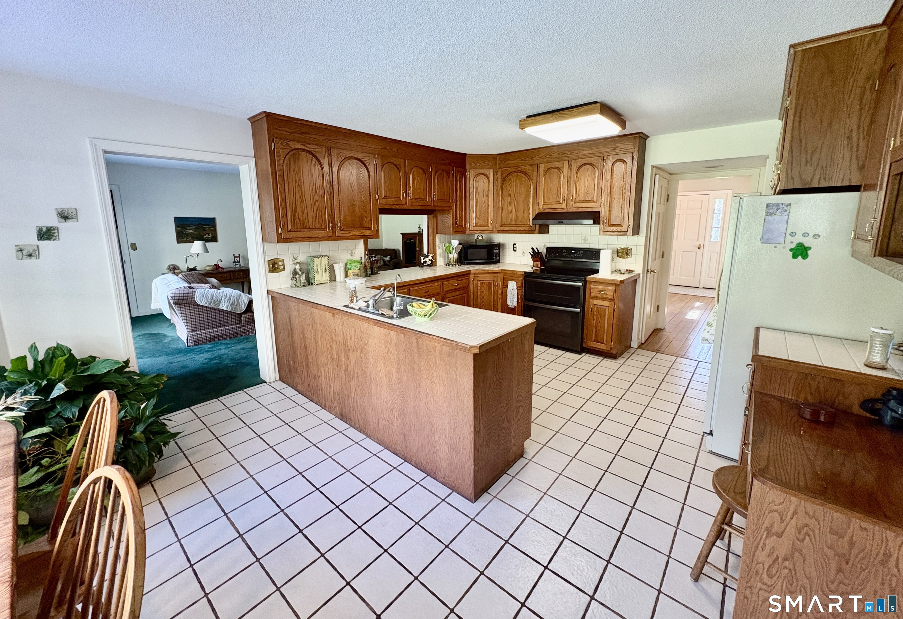 1094 Hopewell, Glastonbury, 06073, 4 Bedrooms Bedrooms, 0 ,2 BathroomsBathrooms,Single Family For Sale,For Sale,Hopewell,0,24171257