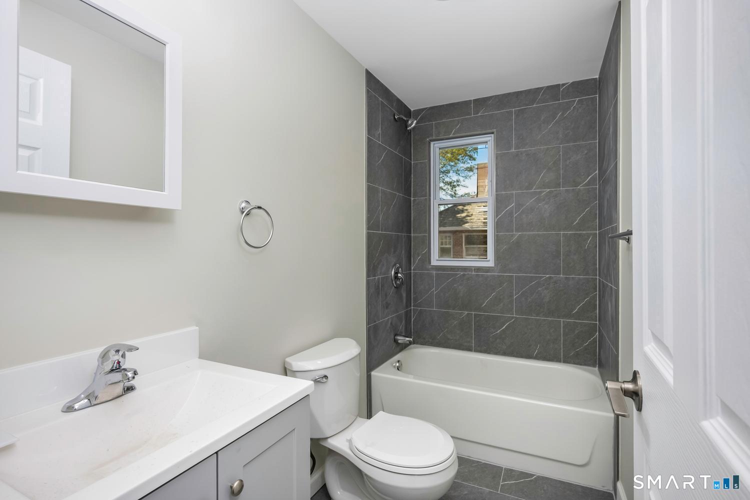 1040 Connecticut, Bridgeport, 06607, 2 Bedrooms Bedrooms, 0 ,1 BathroomBathrooms,Condo/co-op For Sale,For Sale,Connecticut,0,24171451