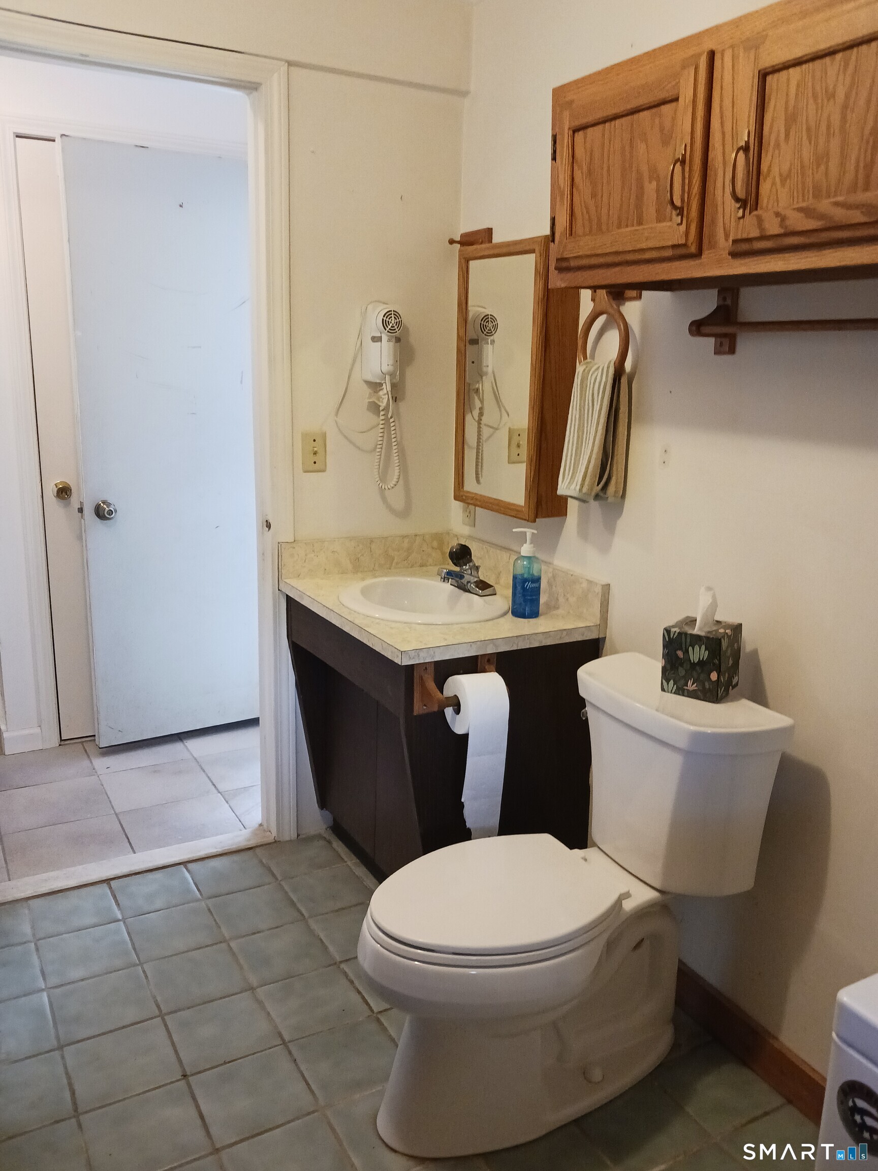 105 Concord, Torrington, 06790, 3 Bedrooms Bedrooms, 0 ,1 BathroomBathrooms,Single Family For Sale,For Sale,Concord,0,24155608