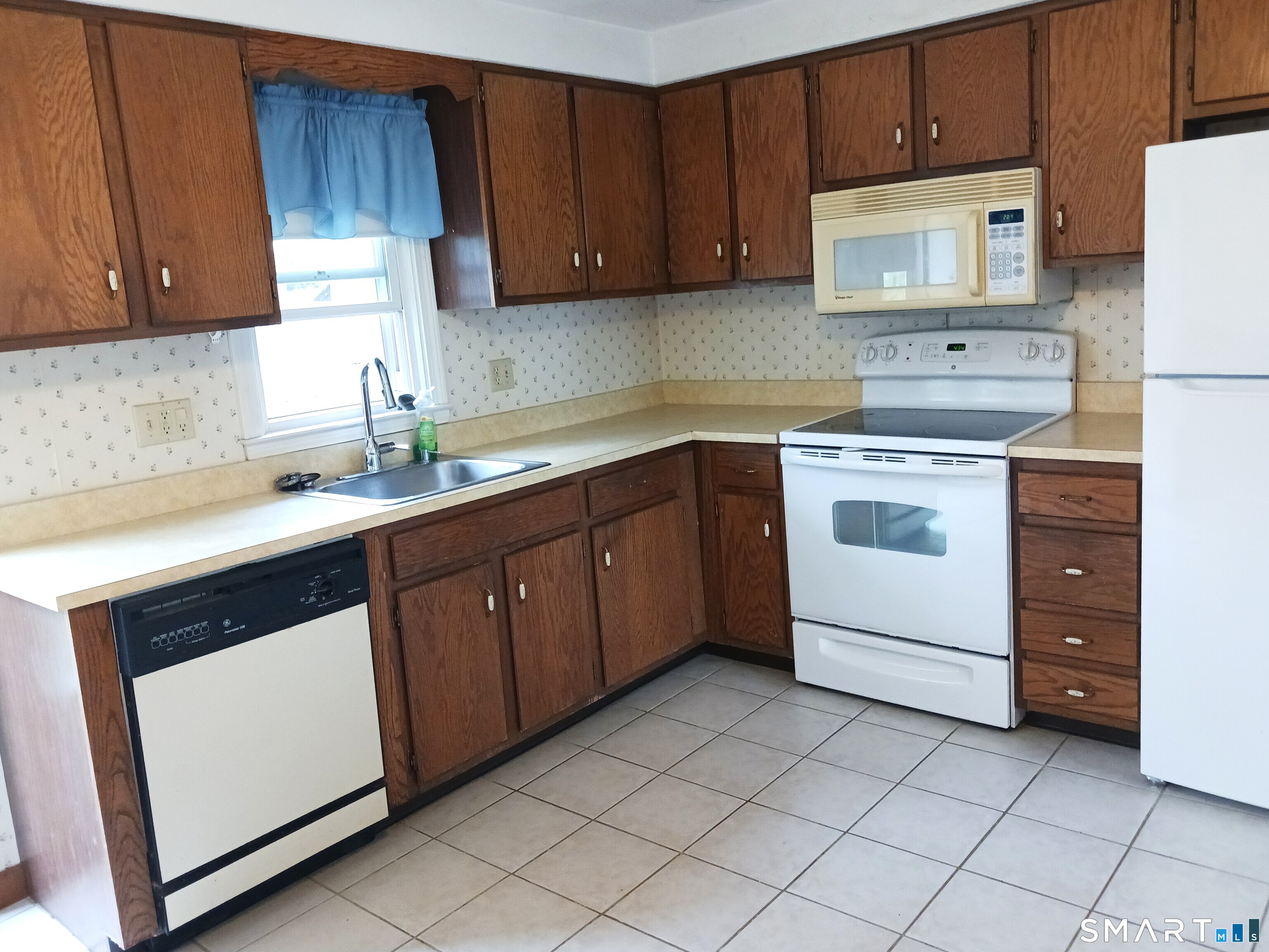 105 Concord, Torrington, 06790, 3 Bedrooms Bedrooms, 0 ,1 BathroomBathrooms,Single Family For Sale,For Sale,Concord,0,24155608