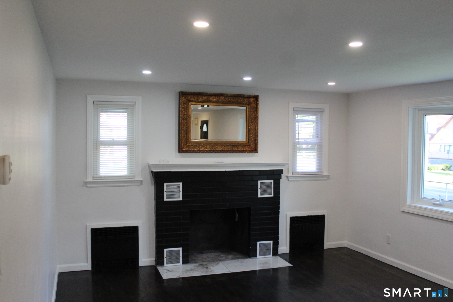 18 Walsh, Bloomfield, 06002, 4 Bedrooms Bedrooms, 0 ,3 BathroomsBathrooms,Single Family For Sale,For Sale,Walsh,0,24171467