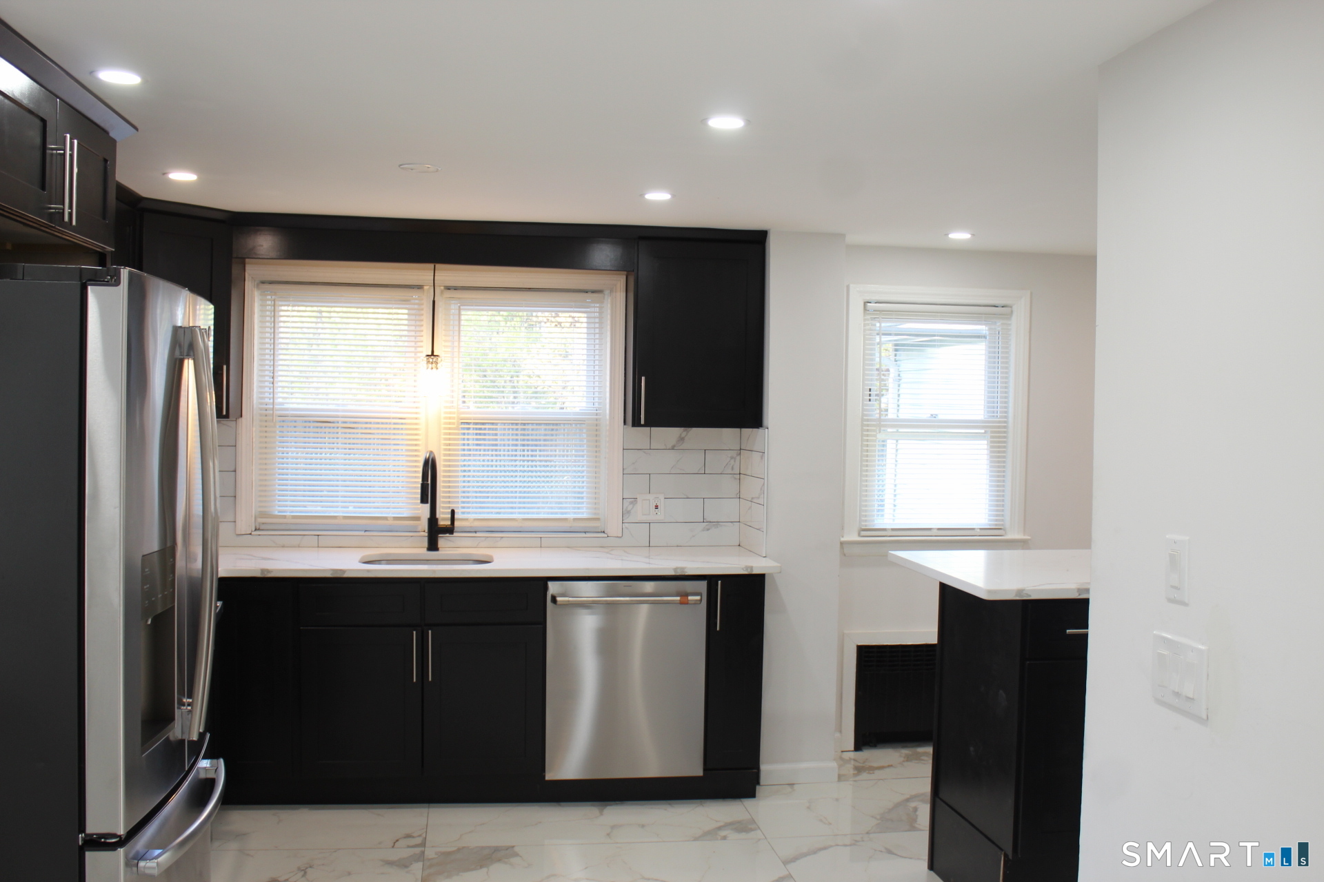 18 Walsh, Bloomfield, 06002, 4 Bedrooms Bedrooms, 0 ,3 BathroomsBathrooms,Single Family For Sale,For Sale,Walsh,0,24171467