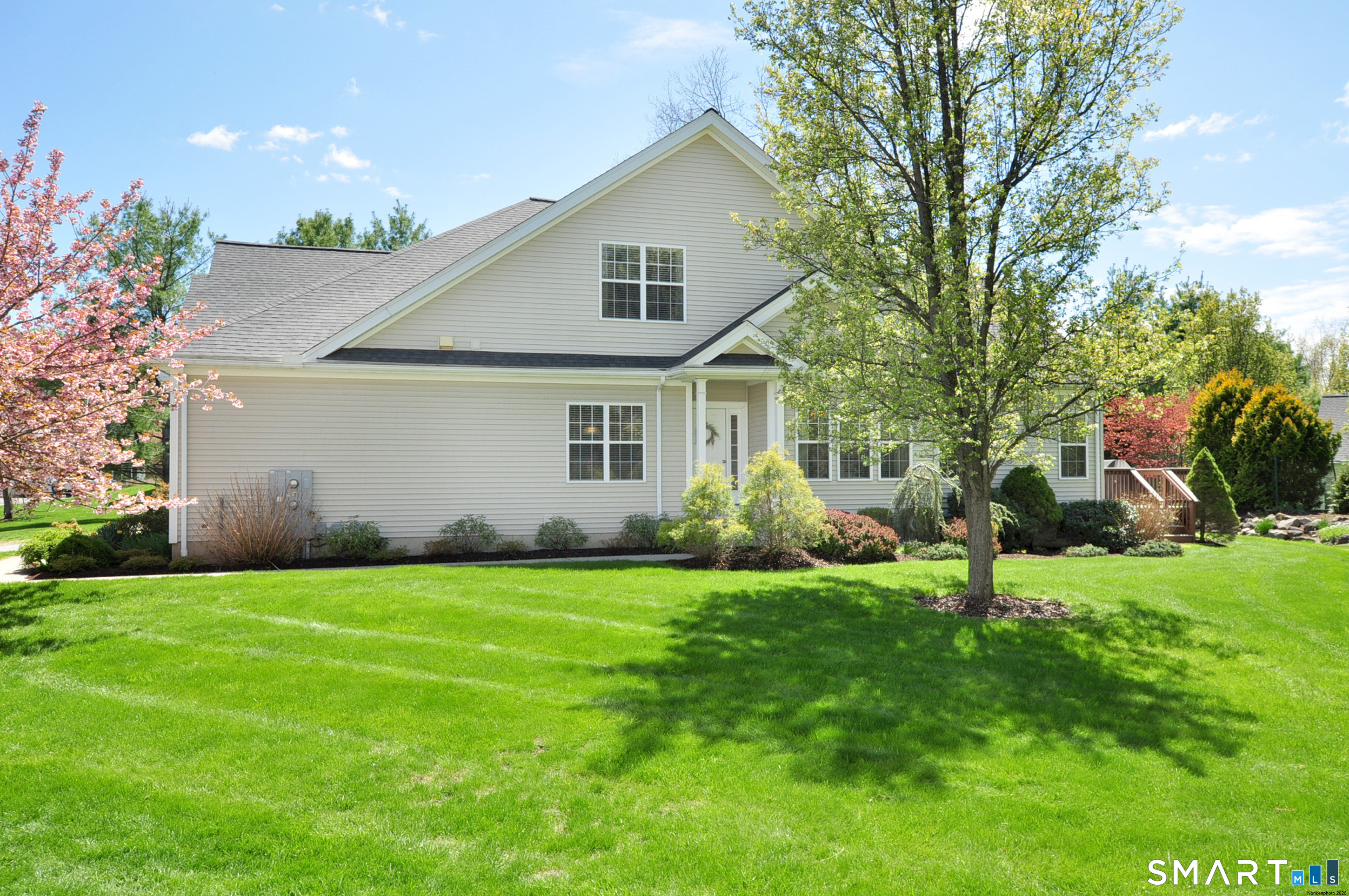 14 Carlson Ridge, New Milford, 06776, 2 Bedrooms Bedrooms, 0 ,2 BathroomsBathrooms,Condo/co-op For Sale,For Sale,Carlson Ridge,0,24170552