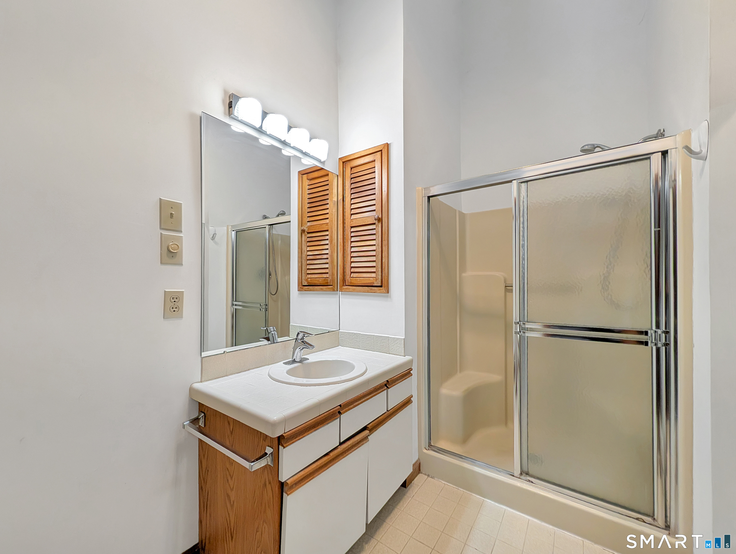 43 Woodbury, Woodbury, 06798, 2 Bedrooms Bedrooms, 0 ,2 BathroomsBathrooms,Condo/co-op For Sale,For Sale,Woodbury,0,24170943