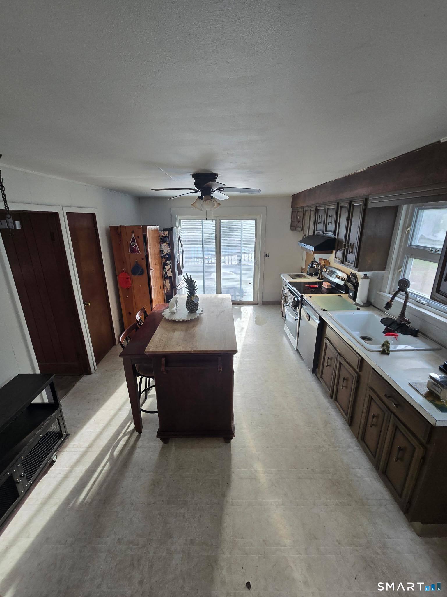 82 Porter, Watertown, 06795, 3 Bedrooms Bedrooms, 0 ,1 BathroomBathrooms,Single Family For Sale,For Sale,Porter,0,24168298