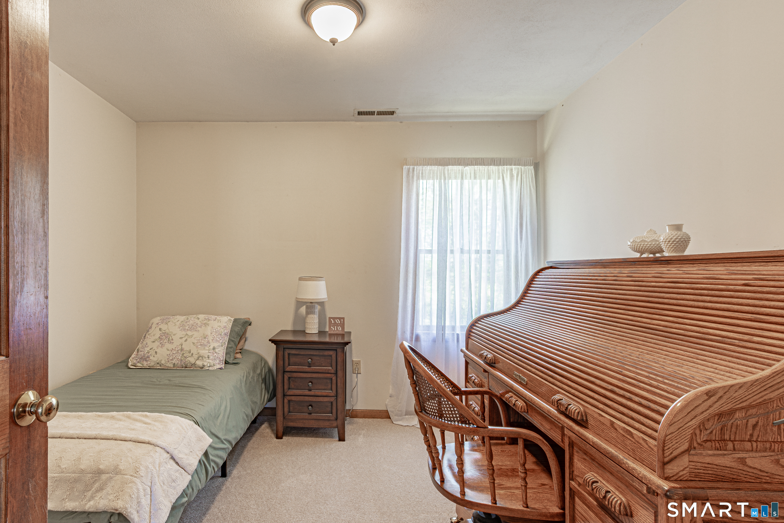 33 Country Club Woods, Waterbury, 06708, 3 Bedrooms Bedrooms, 0 ,2 BathroomsBathrooms,Single Family For Sale,For Sale,Country Club Woods,0,24169918