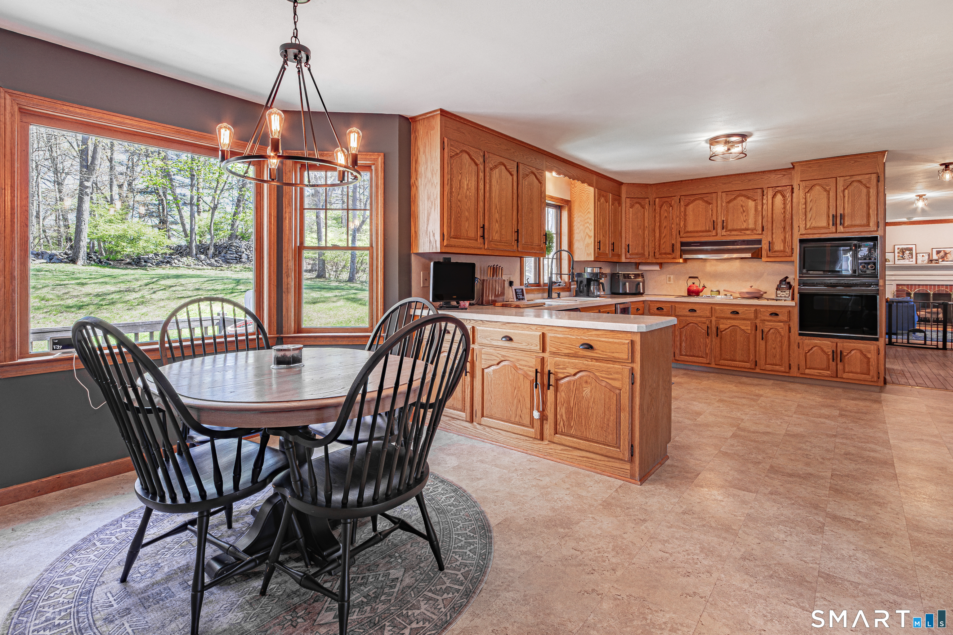 33 Country Club Woods, Waterbury, 06708, 3 Bedrooms Bedrooms, 0 ,2 BathroomsBathrooms,Single Family For Sale,For Sale,Country Club Woods,0,24169918