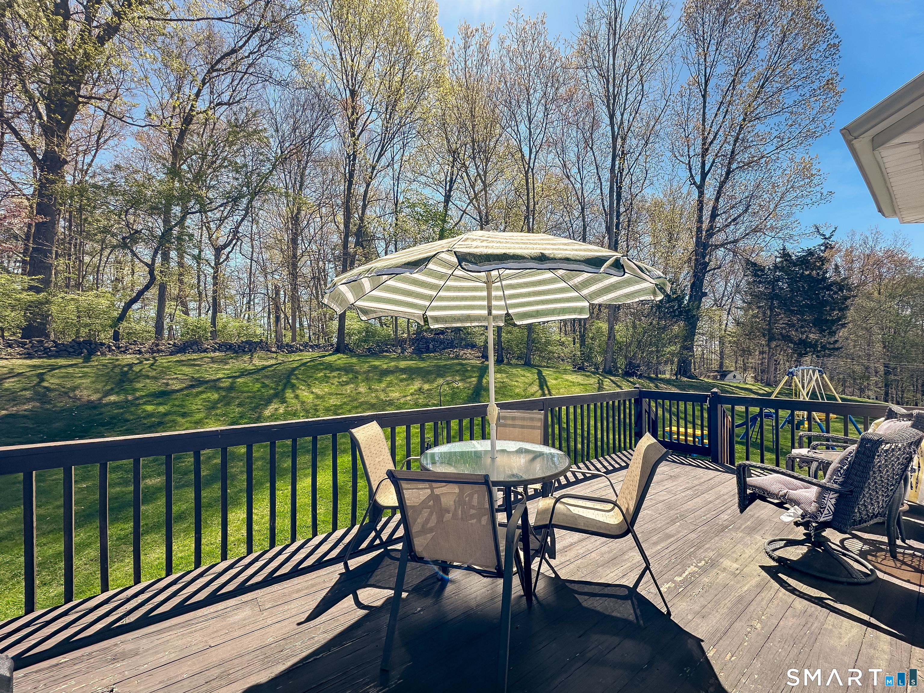 33 Country Club Woods, Waterbury, 06708, 3 Bedrooms Bedrooms, 0 ,2 BathroomsBathrooms,Single Family For Sale,For Sale,Country Club Woods,0,24169918