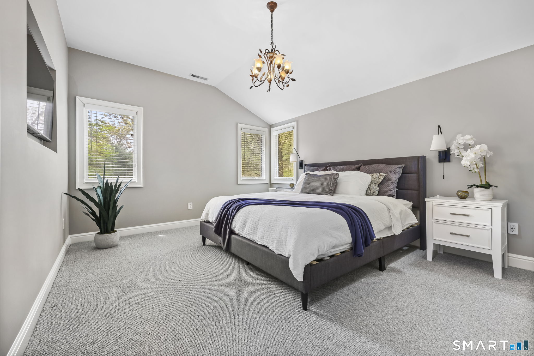 28 Pony Trail, Stamford, 06903, 4 Bedrooms Bedrooms, 0 ,3 BathroomsBathrooms,Single Family For Sale,For Sale,Pony Trail,0,24170555