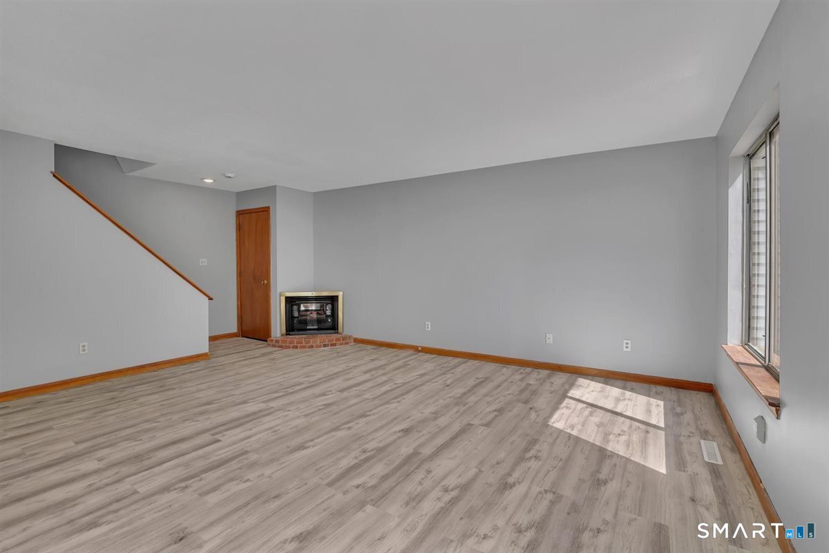 14 Staffordshire Common, Wallingford, 06492, 2 Bedrooms Bedrooms, 0 ,1 BathroomBathrooms,Condo/co-op For Sale,For Sale,Staffordshire Common,0,24171341