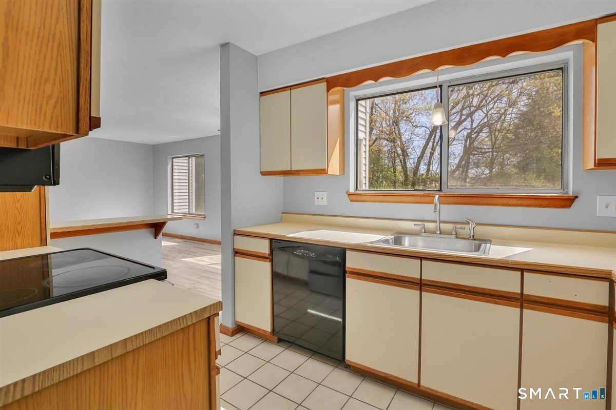 14 Staffordshire Common, Wallingford, 06492, 2 Bedrooms Bedrooms, 0 ,1 BathroomBathrooms,Condo/co-op For Sale,For Sale,Staffordshire Common,0,24171341