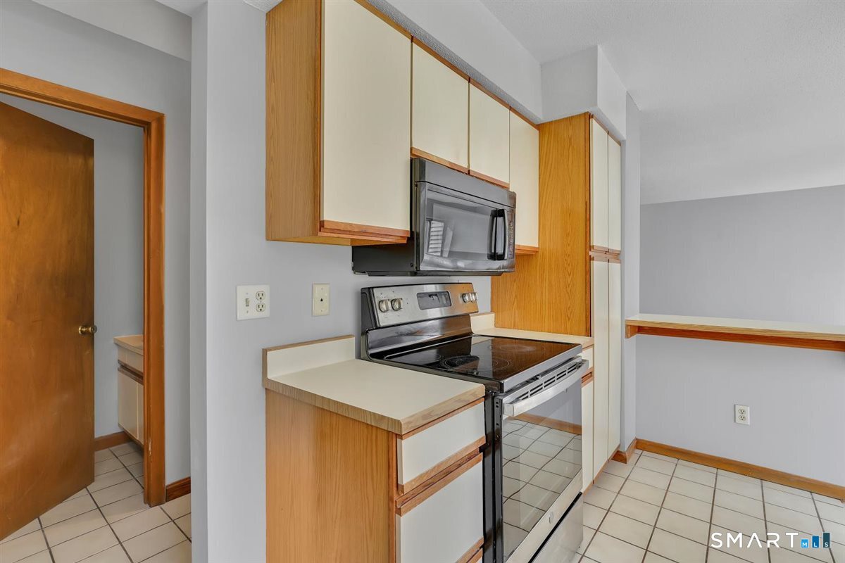 14 Staffordshire Common, Wallingford, 06492, 2 Bedrooms Bedrooms, 0 ,1 BathroomBathrooms,Condo/co-op For Sale,For Sale,Staffordshire Common,0,24171341