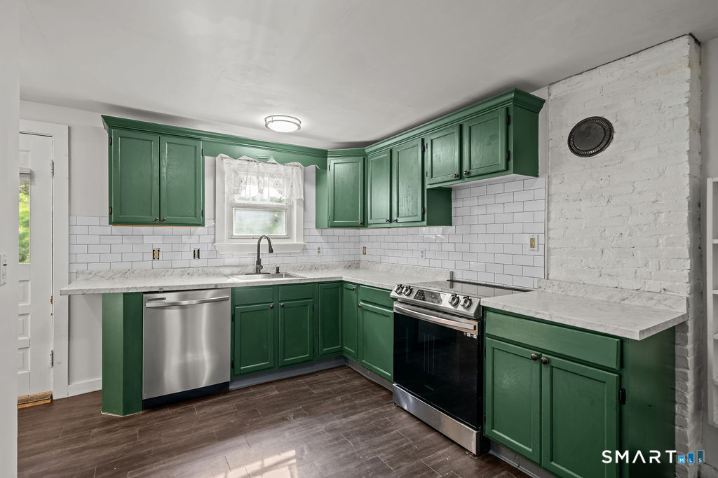 19-21 Scotland, Norwich, 06360, 2 Bedrooms Bedrooms, 0 ,1 BathroomBathrooms,Residential Rental,For Sale,Scotland,0,24171566