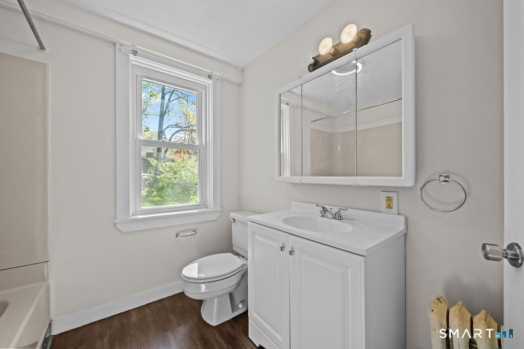 19-21 Scotland, Norwich, 06360, 2 Bedrooms Bedrooms, 0 ,1 BathroomBathrooms,Residential Rental,For Sale,Scotland,0,24171566