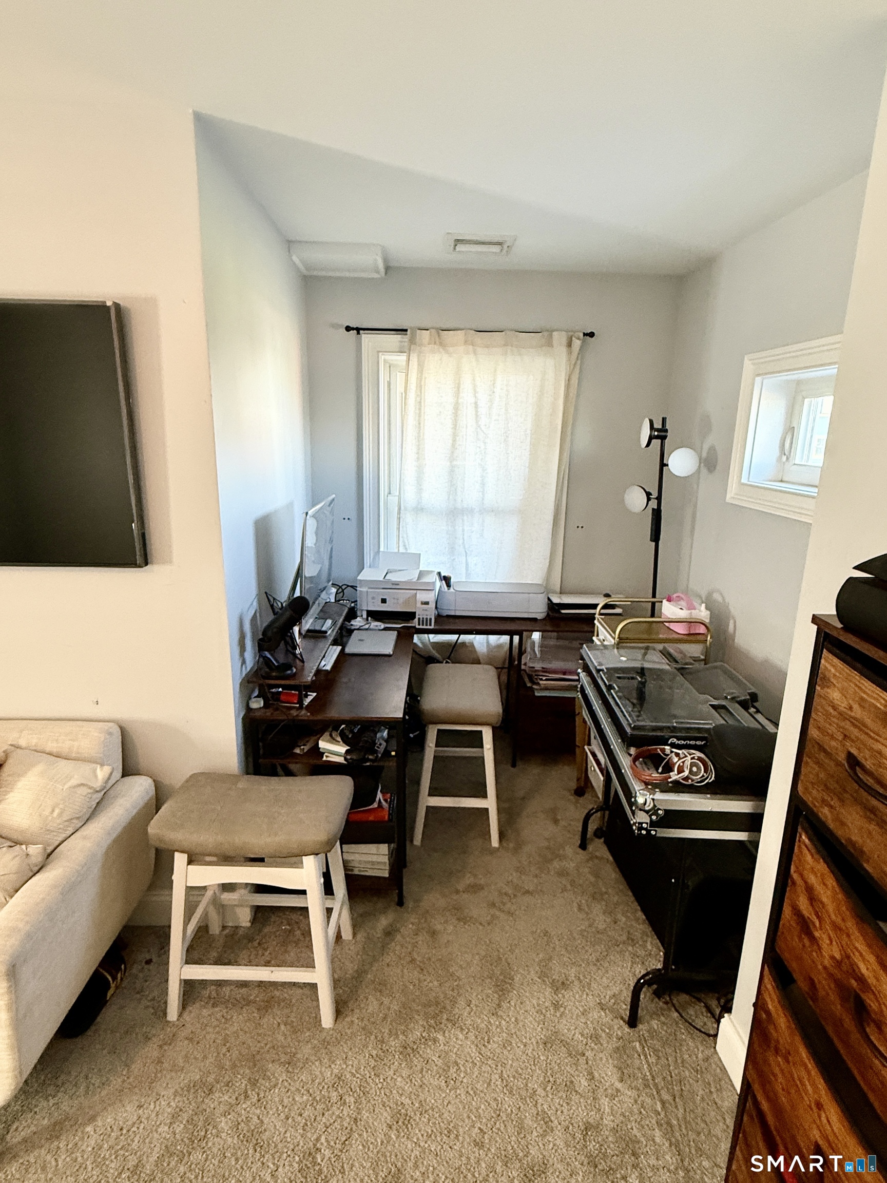 461 Bank, New London, 06320, 2 Bedrooms Bedrooms, 0 ,2 BathroomsBathrooms,Condo/co-op For Sale,For Sale,Bank,0,24169836