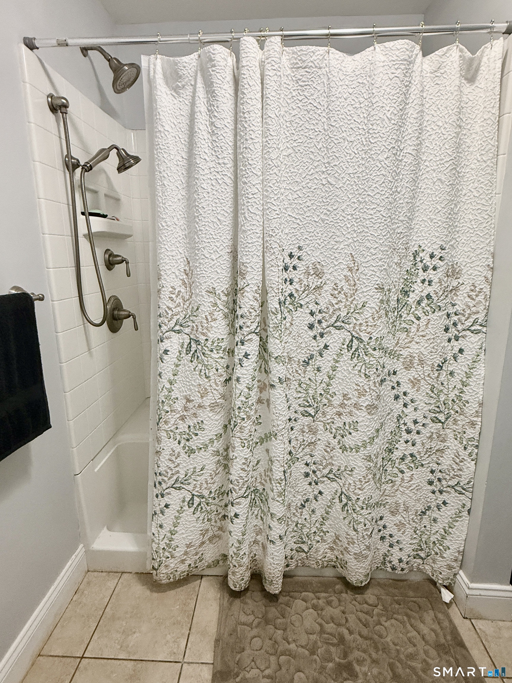 461 Bank, New London, 06320, 2 Bedrooms Bedrooms, 0 ,2 BathroomsBathrooms,Condo/co-op For Sale,For Sale,Bank,0,24169836