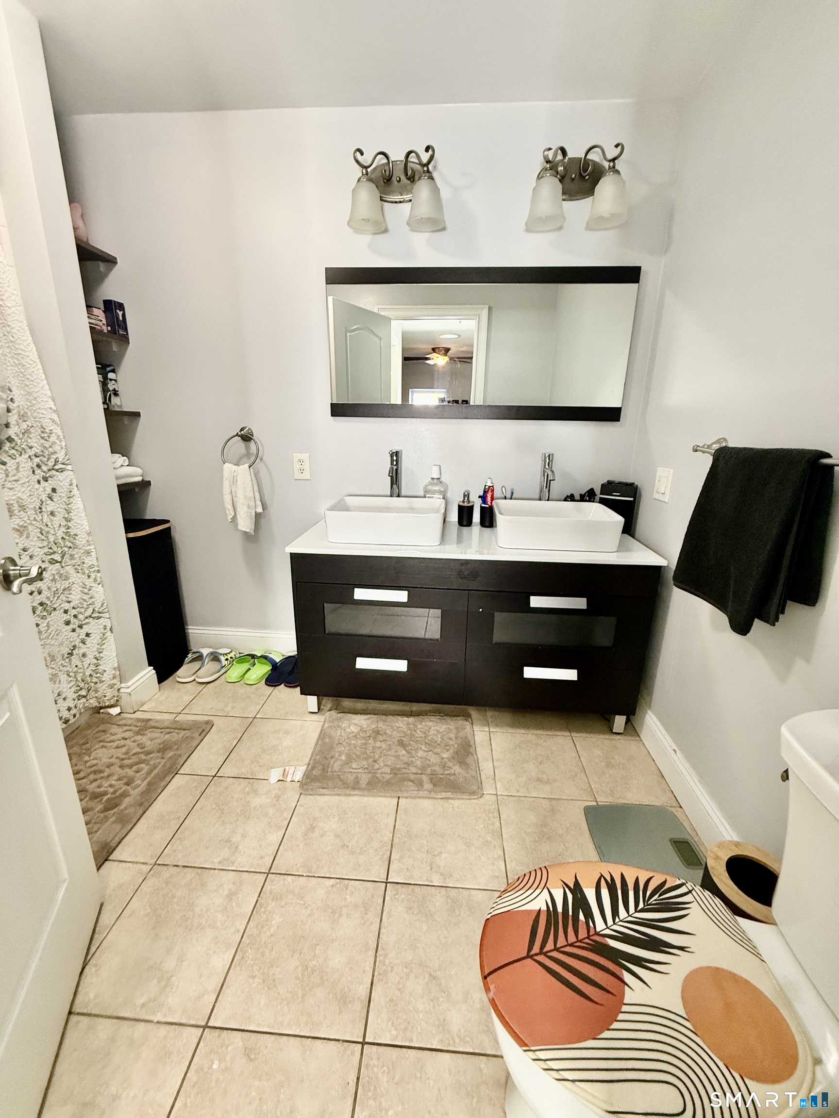 461 Bank, New London, 06320, 2 Bedrooms Bedrooms, 0 ,2 BathroomsBathrooms,Condo/co-op For Sale,For Sale,Bank,0,24169836