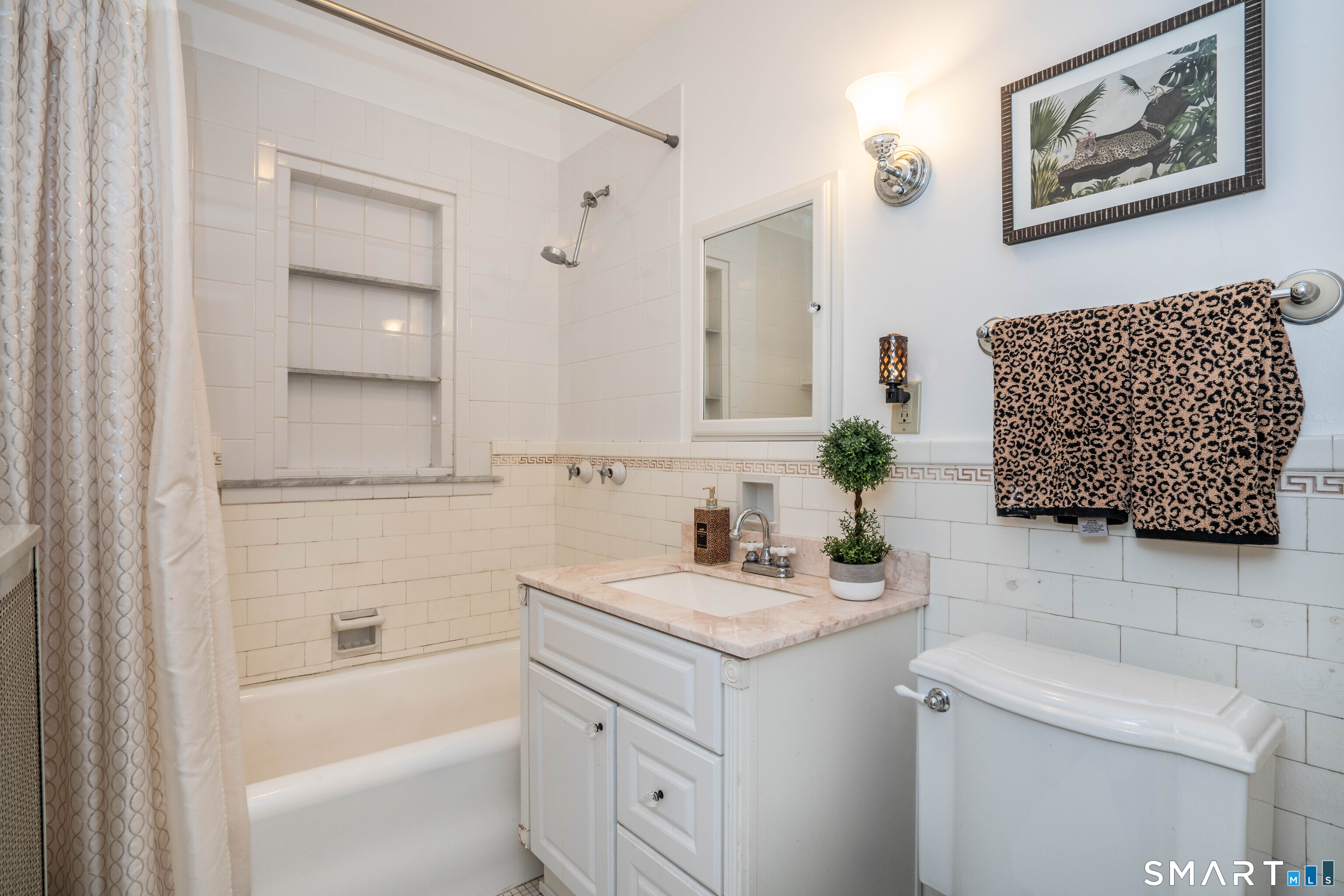 469 Fern, West Hartford, 06107, 4 Bedrooms Bedrooms, 0 ,2 BathroomsBathrooms,Single Family For Sale,For Sale,Fern,0,24171080