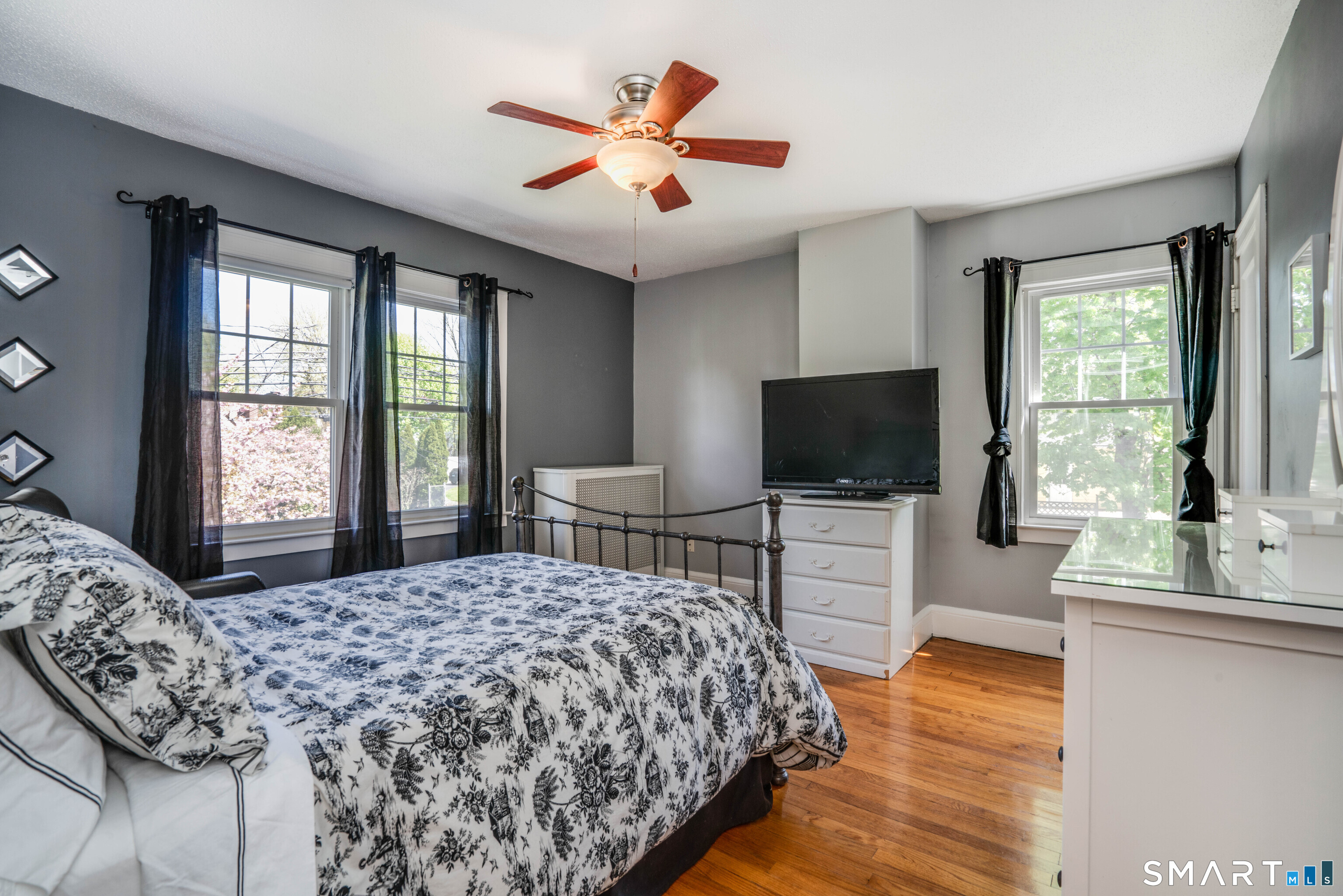 469 Fern, West Hartford, 06107, 4 Bedrooms Bedrooms, 0 ,2 BathroomsBathrooms,Single Family For Sale,For Sale,Fern,0,24171080