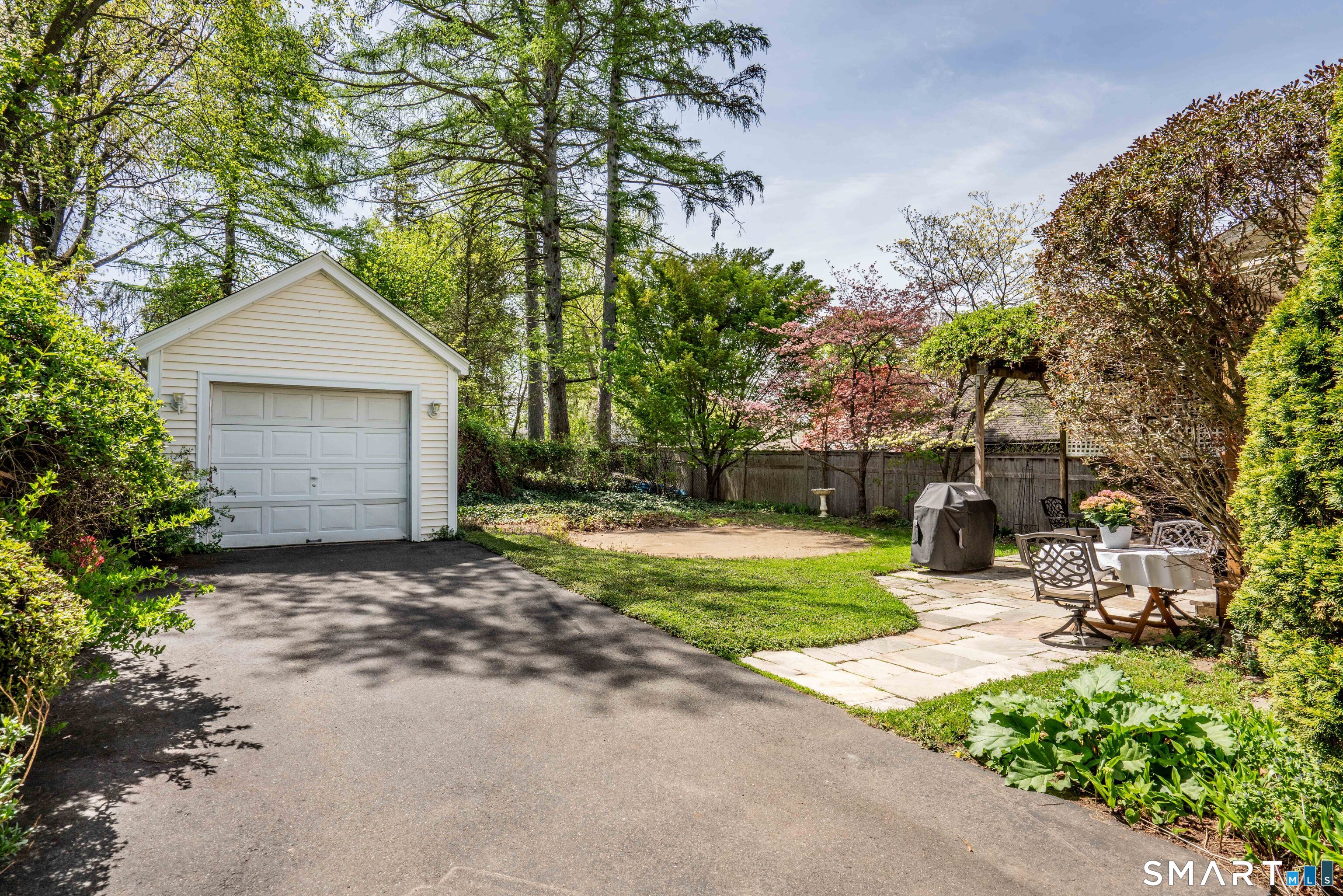 469 Fern, West Hartford, 06107, 4 Bedrooms Bedrooms, 0 ,2 BathroomsBathrooms,Single Family For Sale,For Sale,Fern,0,24171080