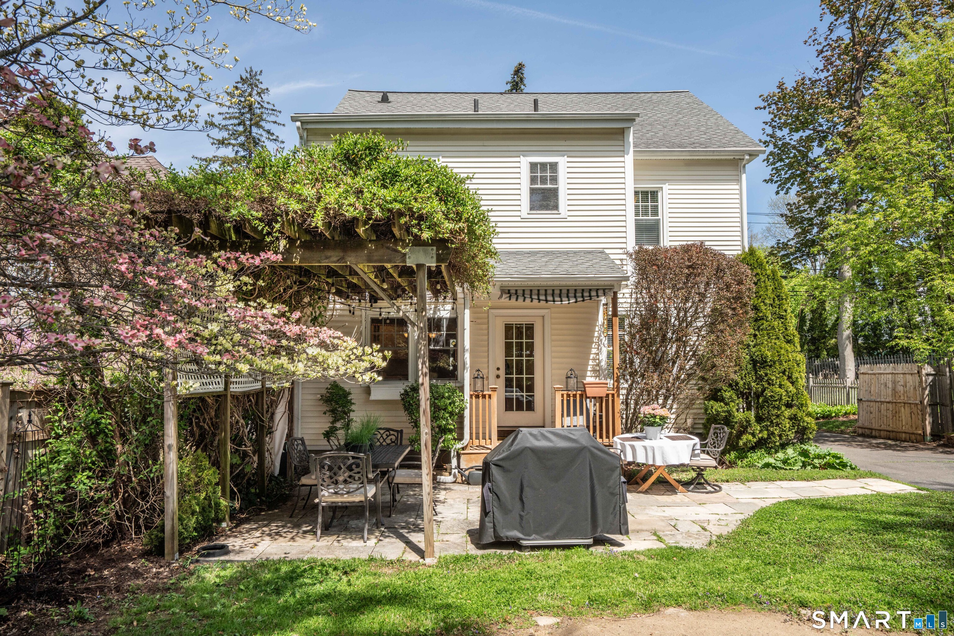 469 Fern, West Hartford, 06107, 4 Bedrooms Bedrooms, 0 ,2 BathroomsBathrooms,Single Family For Sale,For Sale,Fern,0,24171080