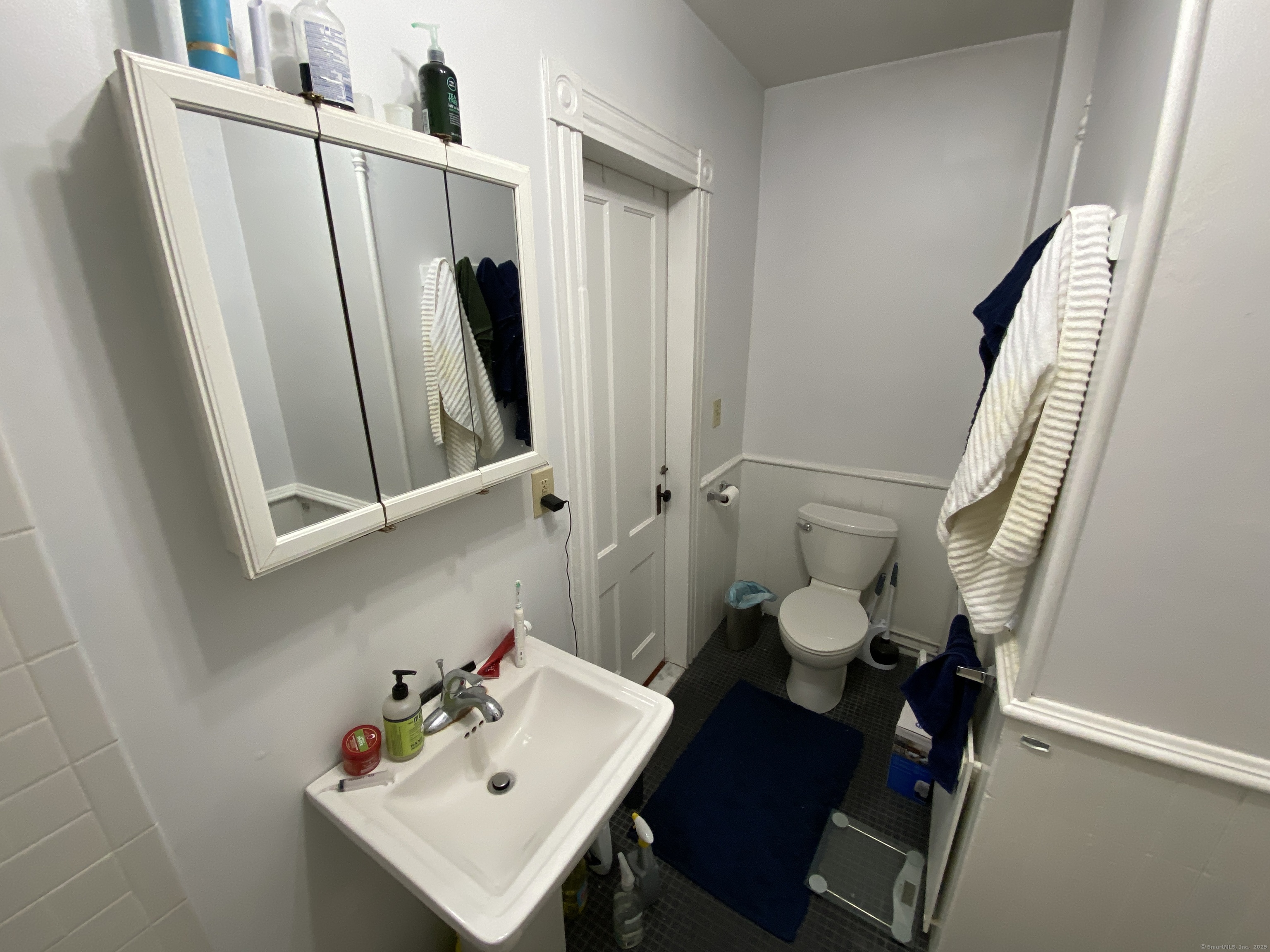 30 Tilton, New Haven, 06511, 2 Bedrooms Bedrooms, 0 ,1 BathroomBathrooms,Residential Rental,For Sale,Tilton,0,24171631