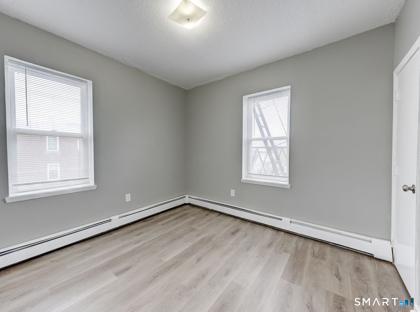100 Broad, New Britain, 06053, 3 Bedrooms Bedrooms, 0 ,1 BathroomBathrooms,Residential Rental,For Sale,Broad,0,24171591