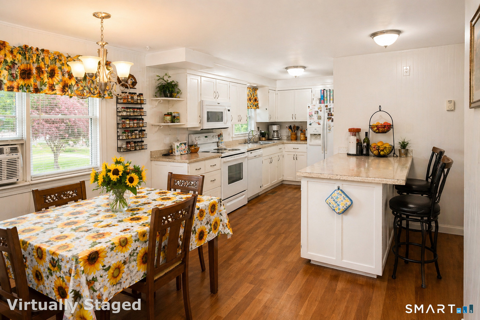 288 Woodstock, Putnam, 06260, 3 Bedrooms Bedrooms, 0 ,1 BathroomBathrooms,Single Family For Sale,For Sale,Woodstock,0,24170254