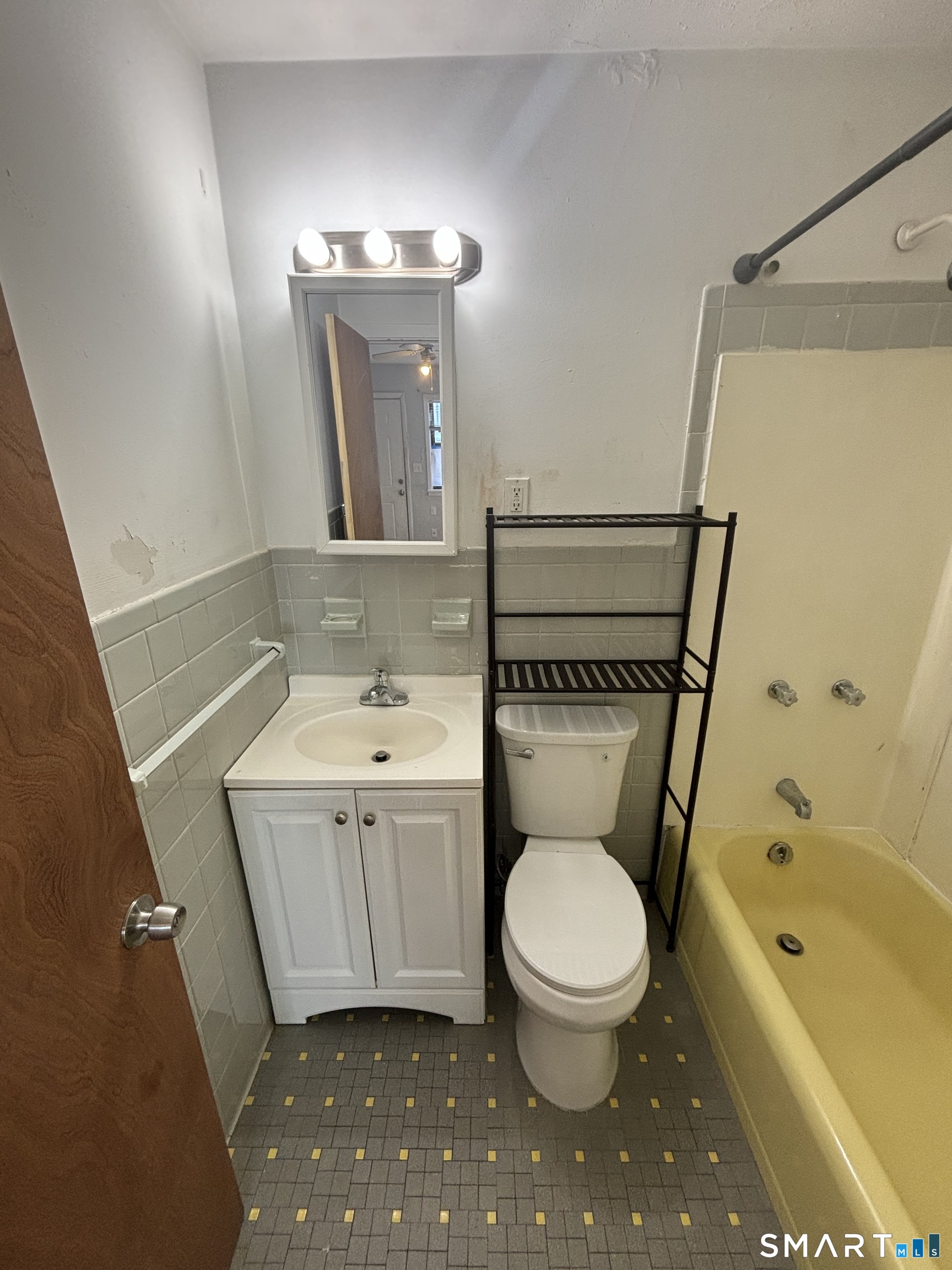 89-91 Jetland, Bridgeport, 06605, 0 , 0 ,1 BathroomBathrooms,Residential Rental,For Sale,Jetland,0,24171677