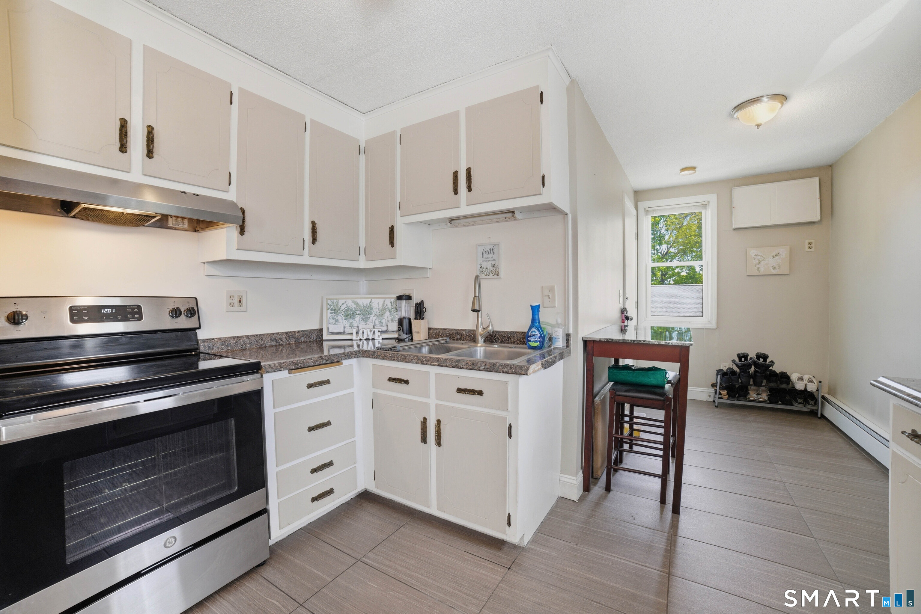 168 Greenwood, New Britain, 06051, 2 Bedrooms Bedrooms, 0 ,1 BathroomBathrooms,Residential Rental,For Sale,Greenwood,0,24171608
